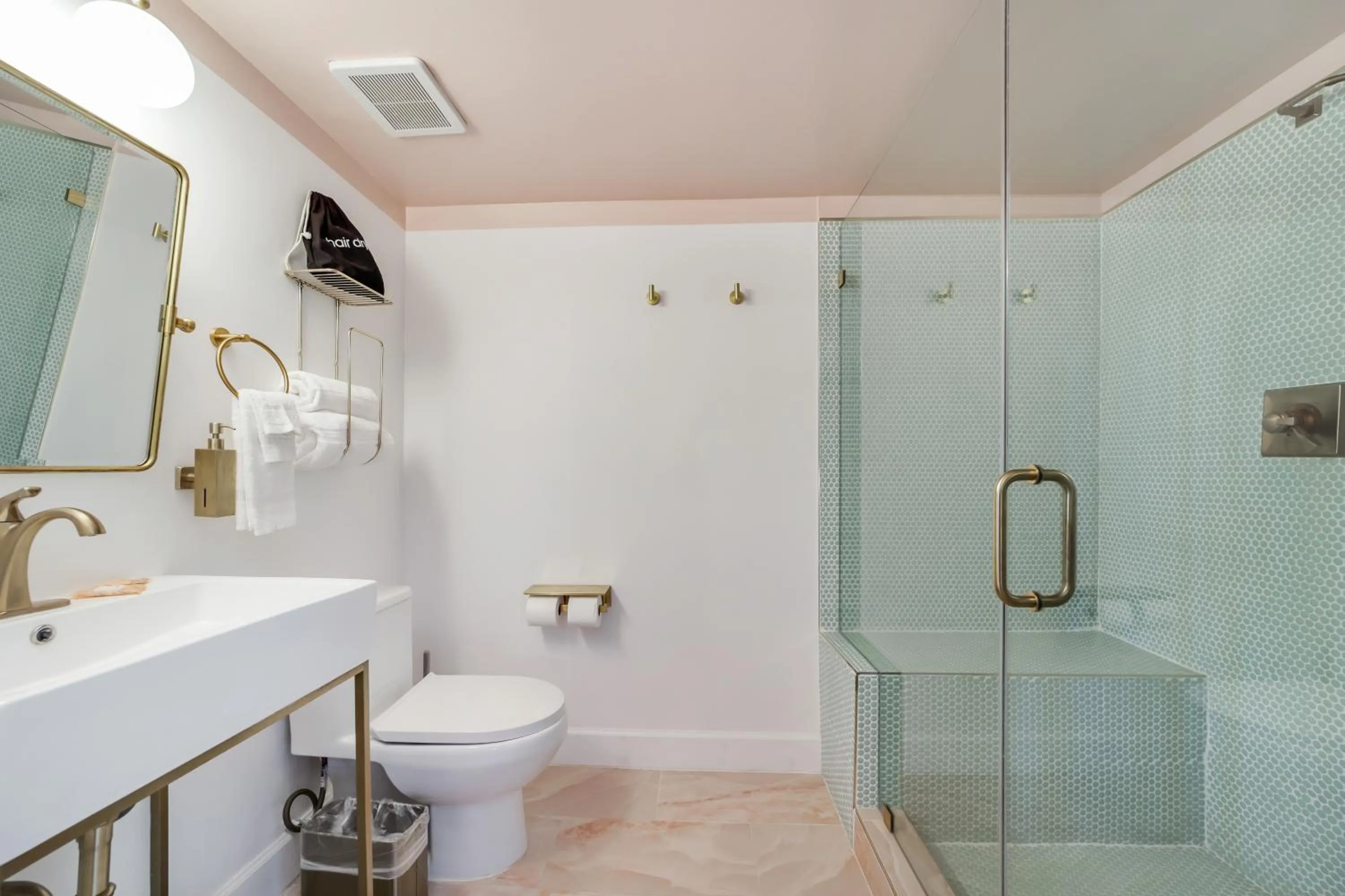 Shower in Ocean Spray Hotel