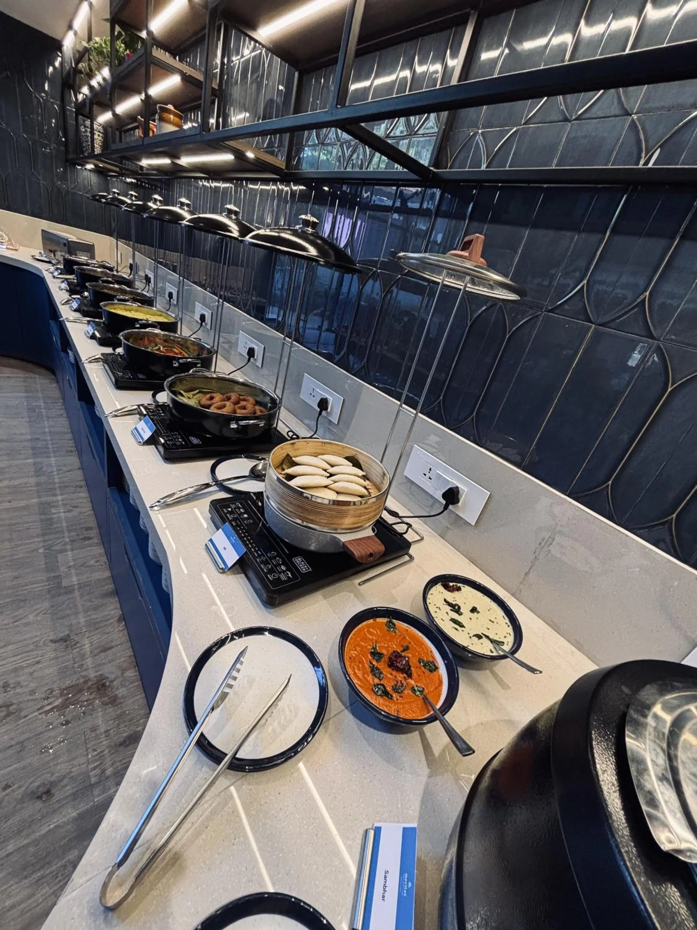 Restaurant/places to eat in Meritas Auberge Calangute Goa