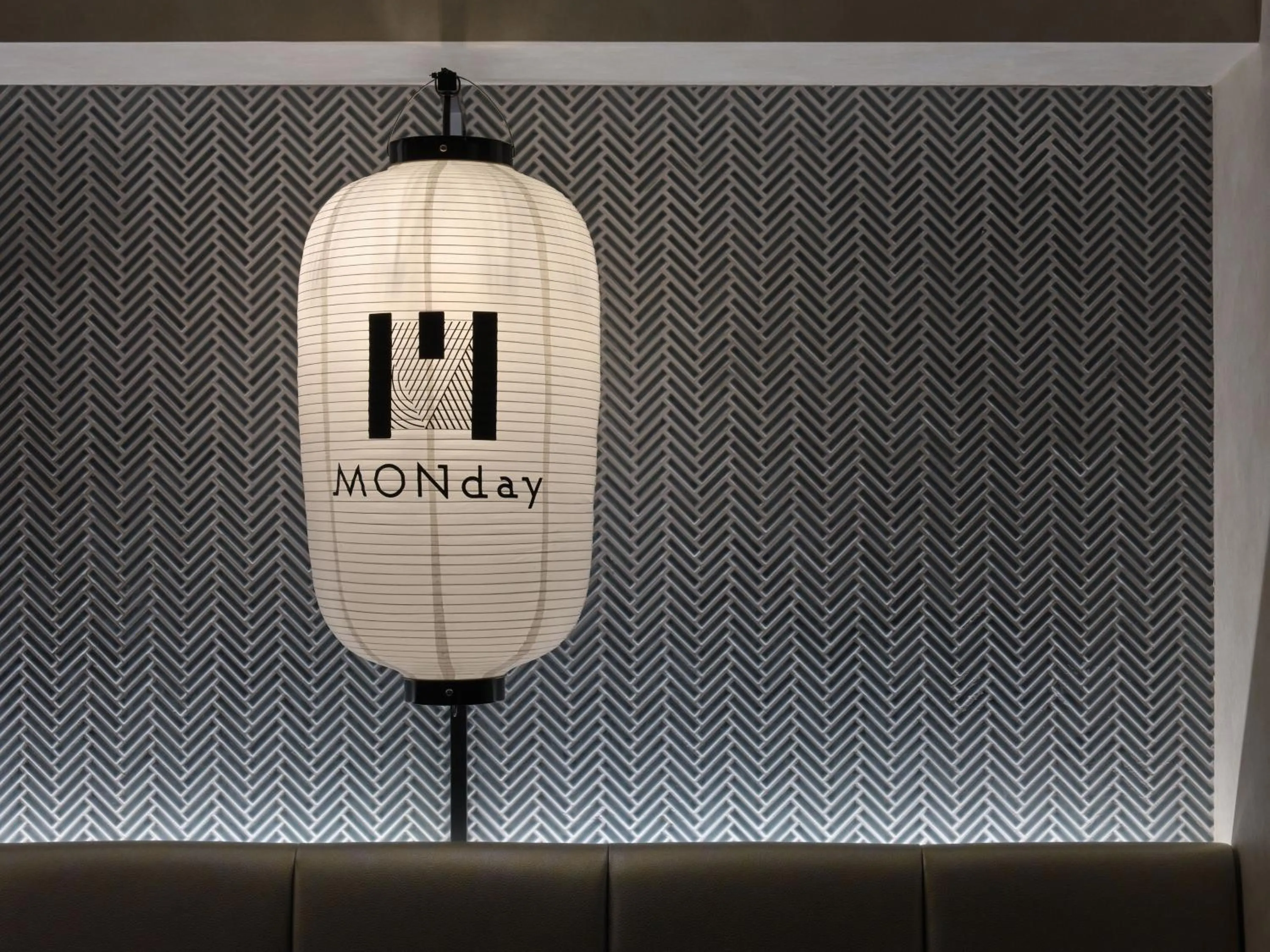 Logo/Certificate/Sign in MONday Apart Premium OSAKA NAMBA WEST