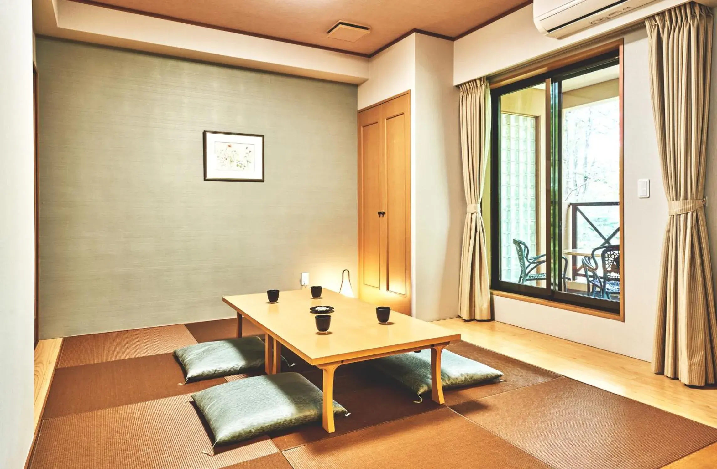 Photo of the whole room in Tokyu Vacations Karuizawa Photo of the whole room in Tokyu Vacations Karuizawa