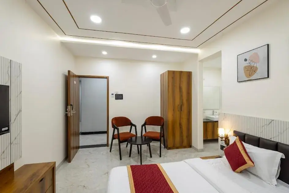 Bed in Hotel Money Plant Bed in Hotel Money Plant