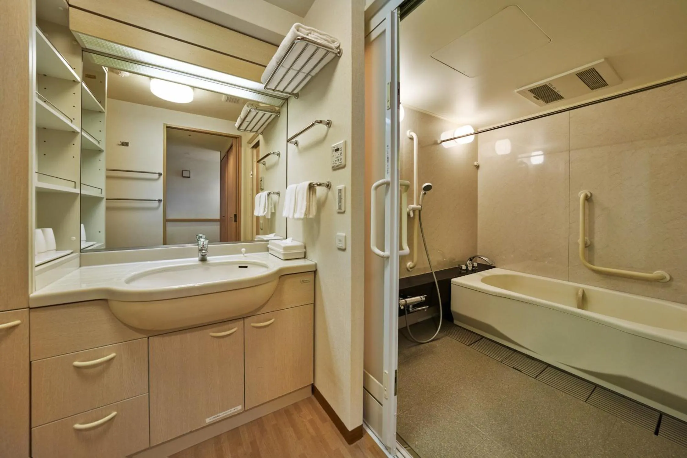 Shower in Tokyu Vacations Kyoto