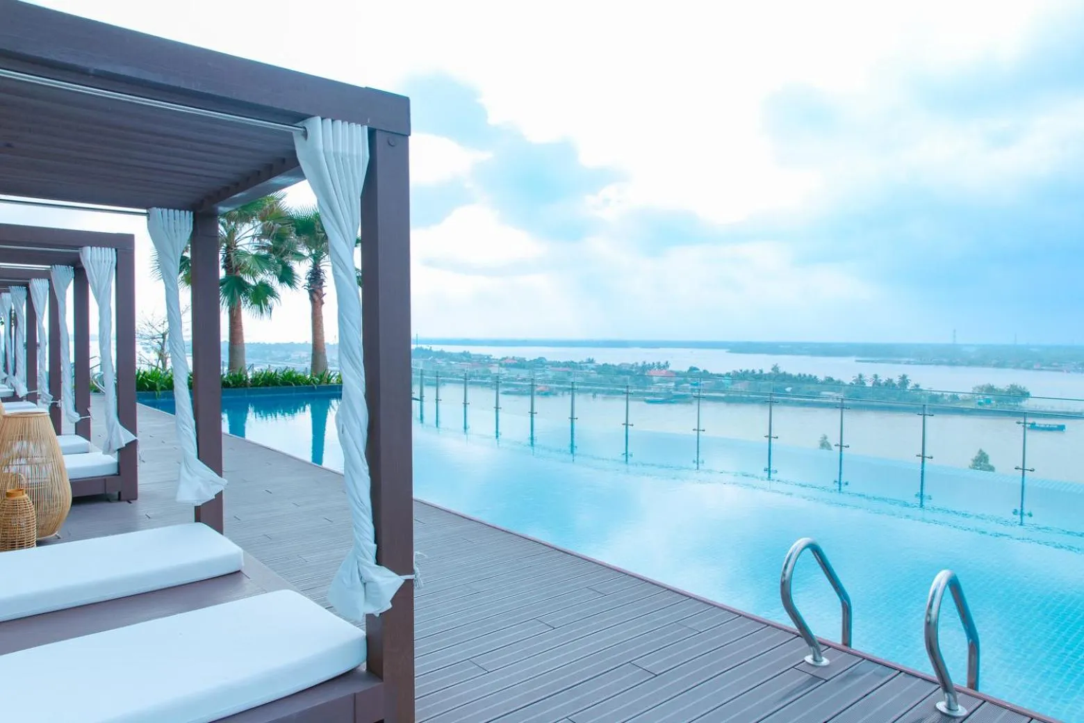 Day in CENTRAL PLAZA HOTEL - Mỹ Tho