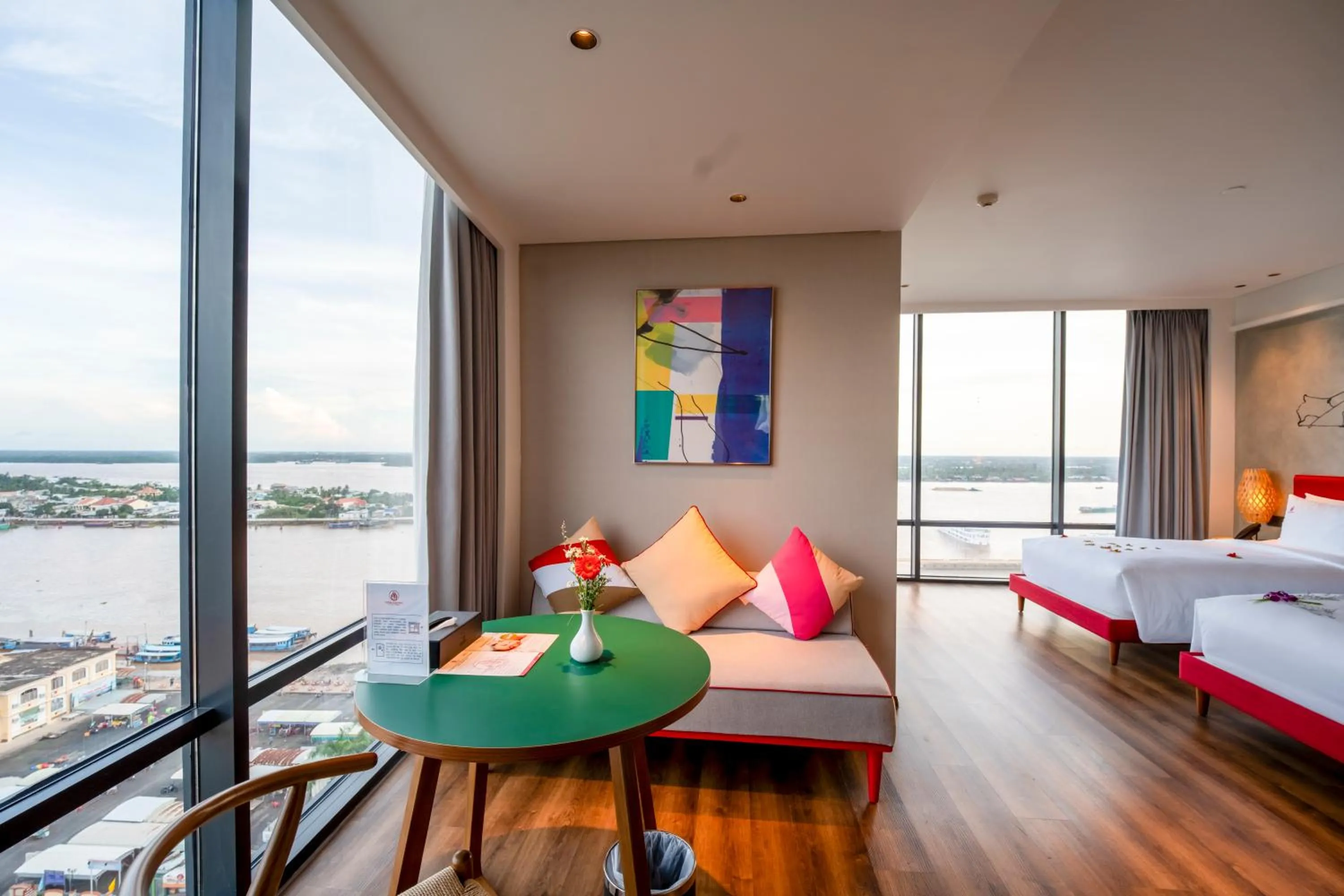 Photo of the whole room, Bed in CENTRAL PLAZA HOTEL - Mỹ Tho