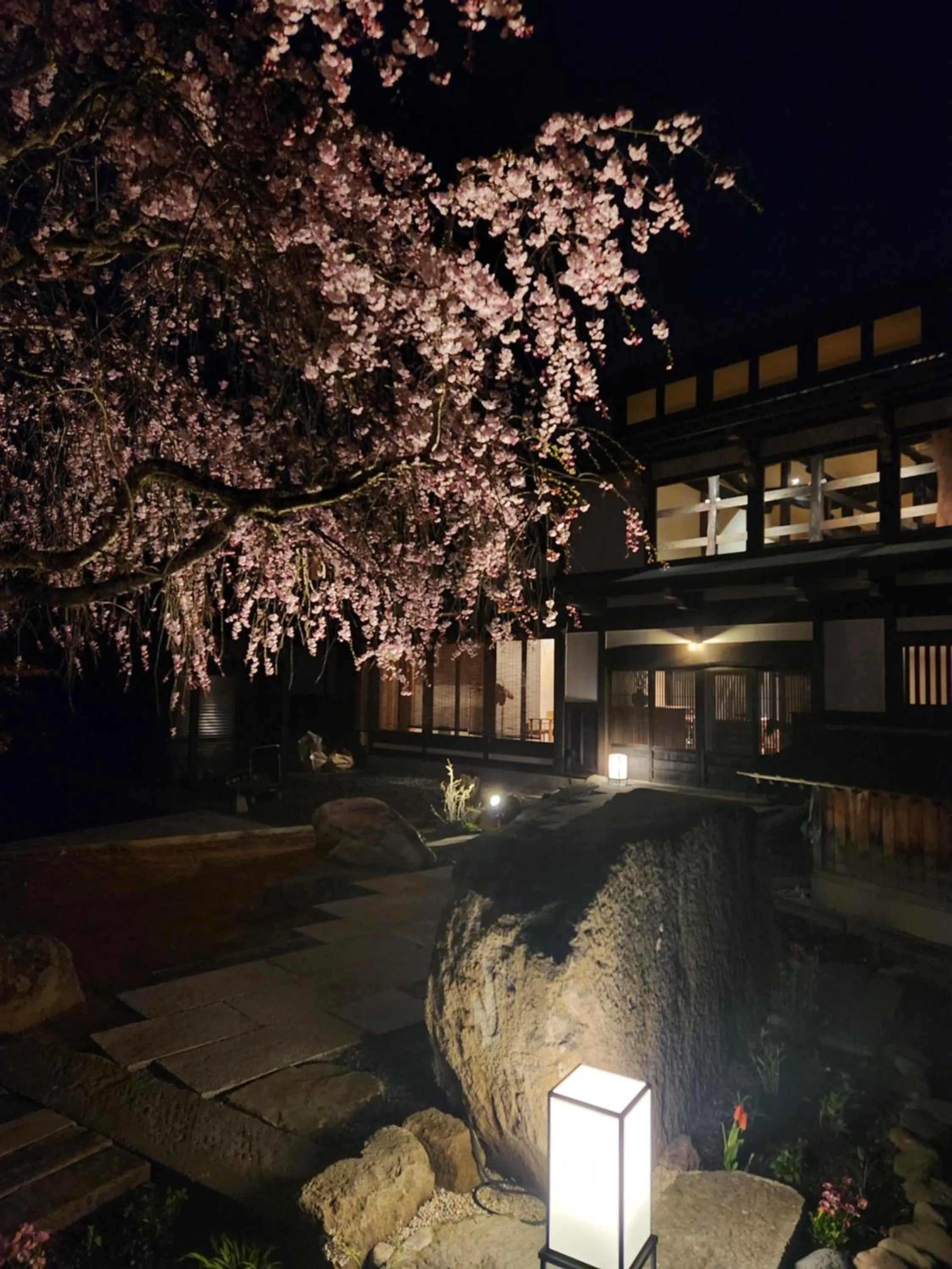 Property building in Onsen and Garden Nana