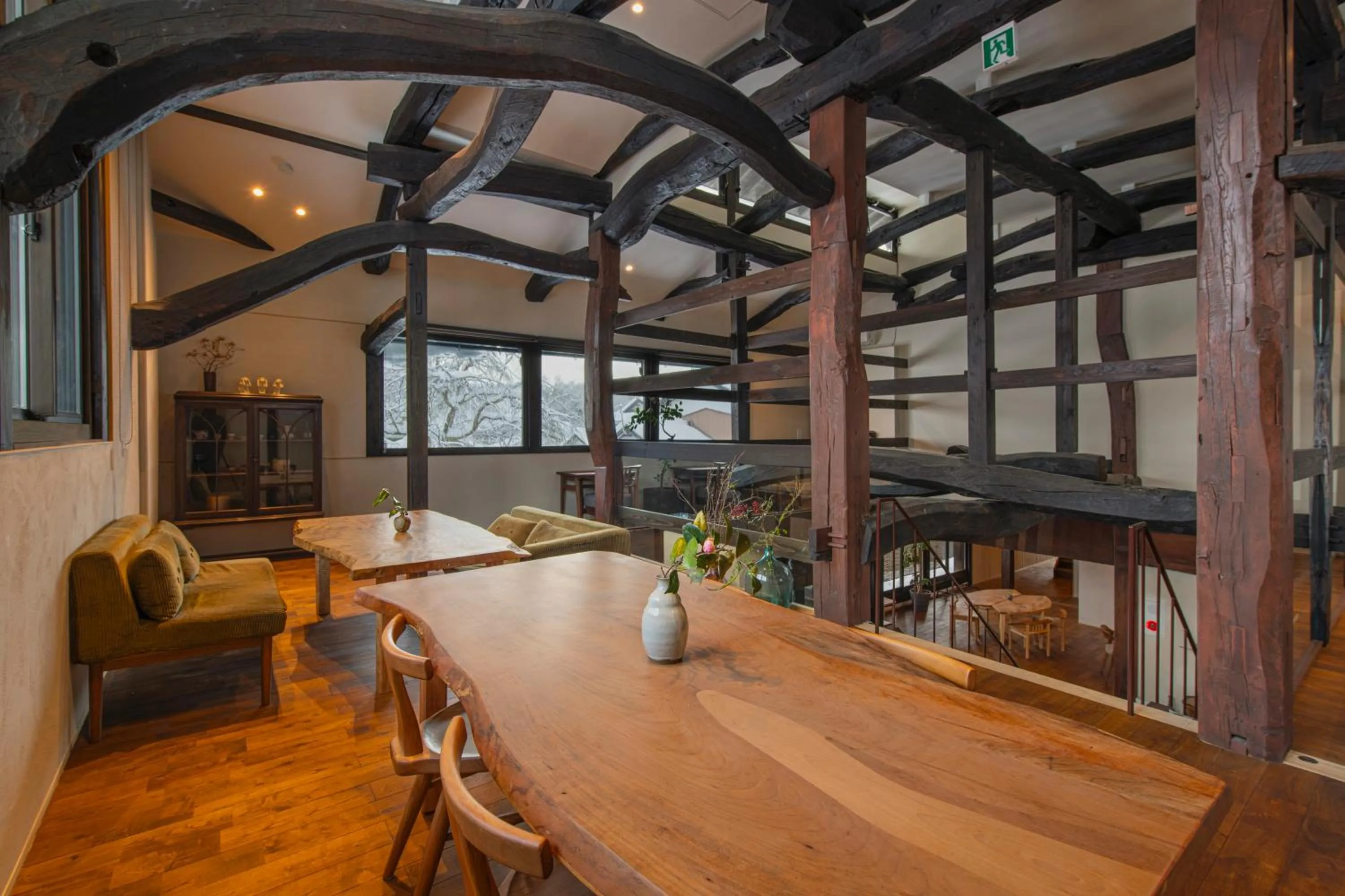 Area and facilities in Onsen and Garden Nana
