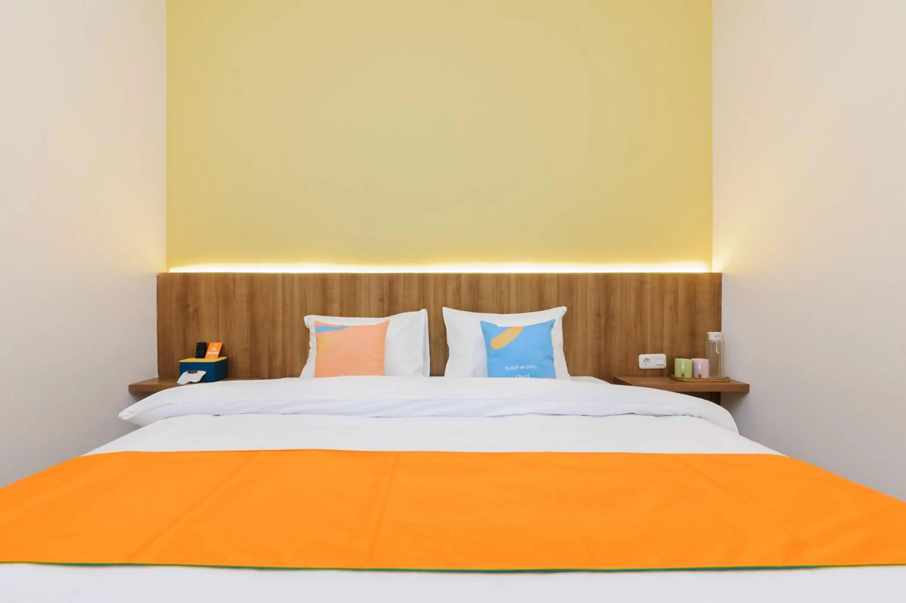 Bedroom, Bed in Sans Max Living Tangerang Bedroom, Bed in Sans Max Living Tangerang