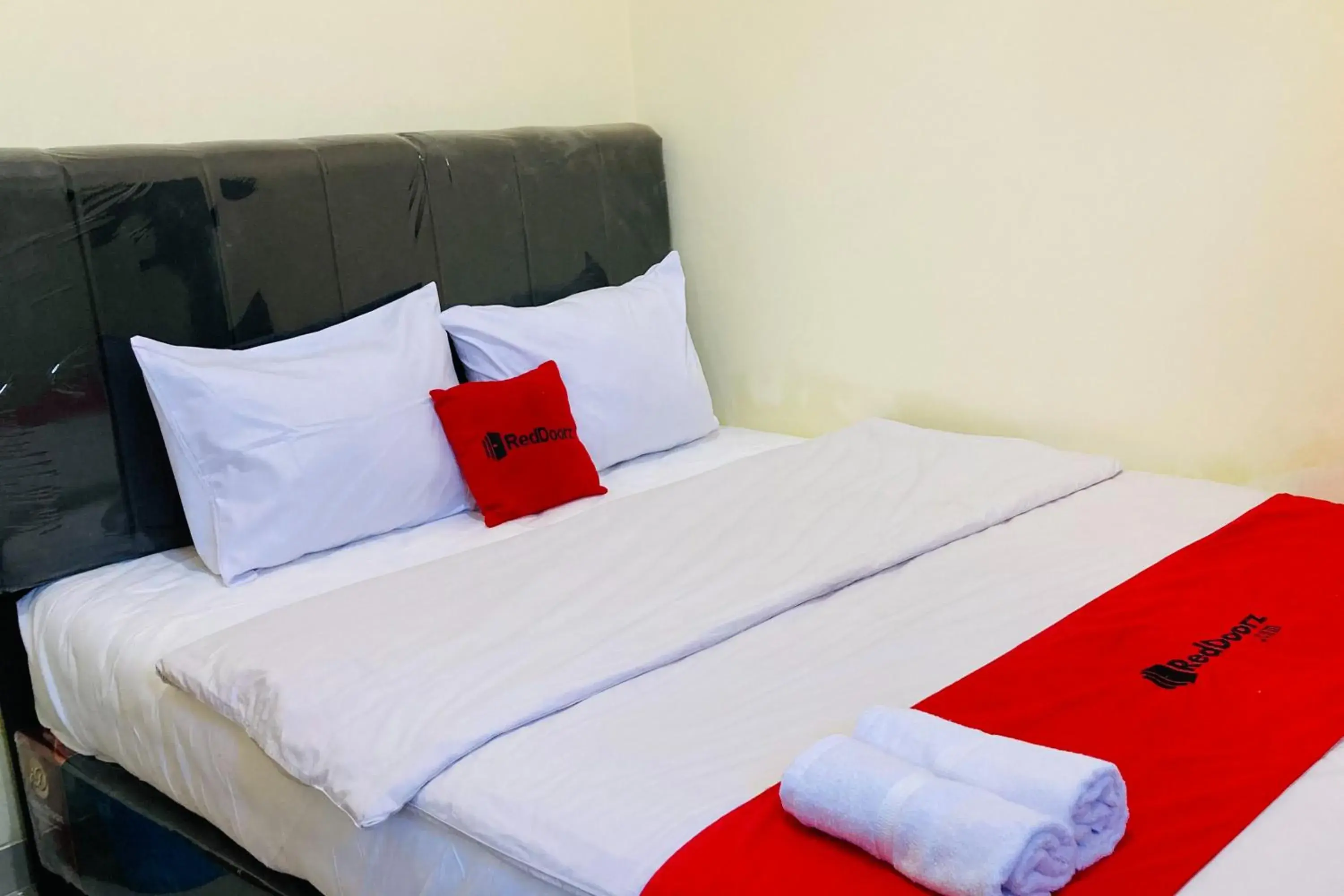 RedDoorz near Paragon Mall Semarang 2 RedDoorz near Paragon Mall Semarang 2