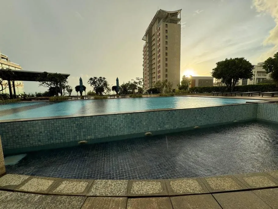 Monarch Seaview