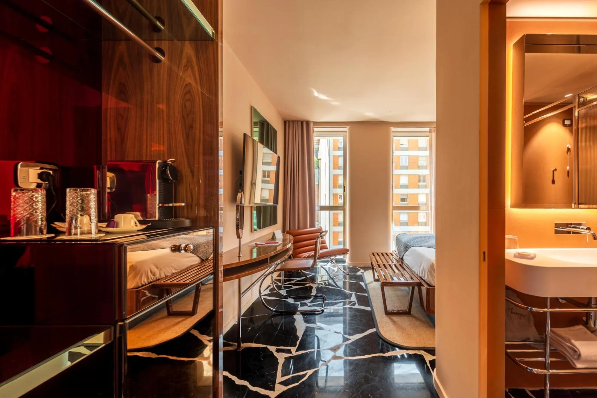 Photo of the whole room in Hotel Calimala Milano