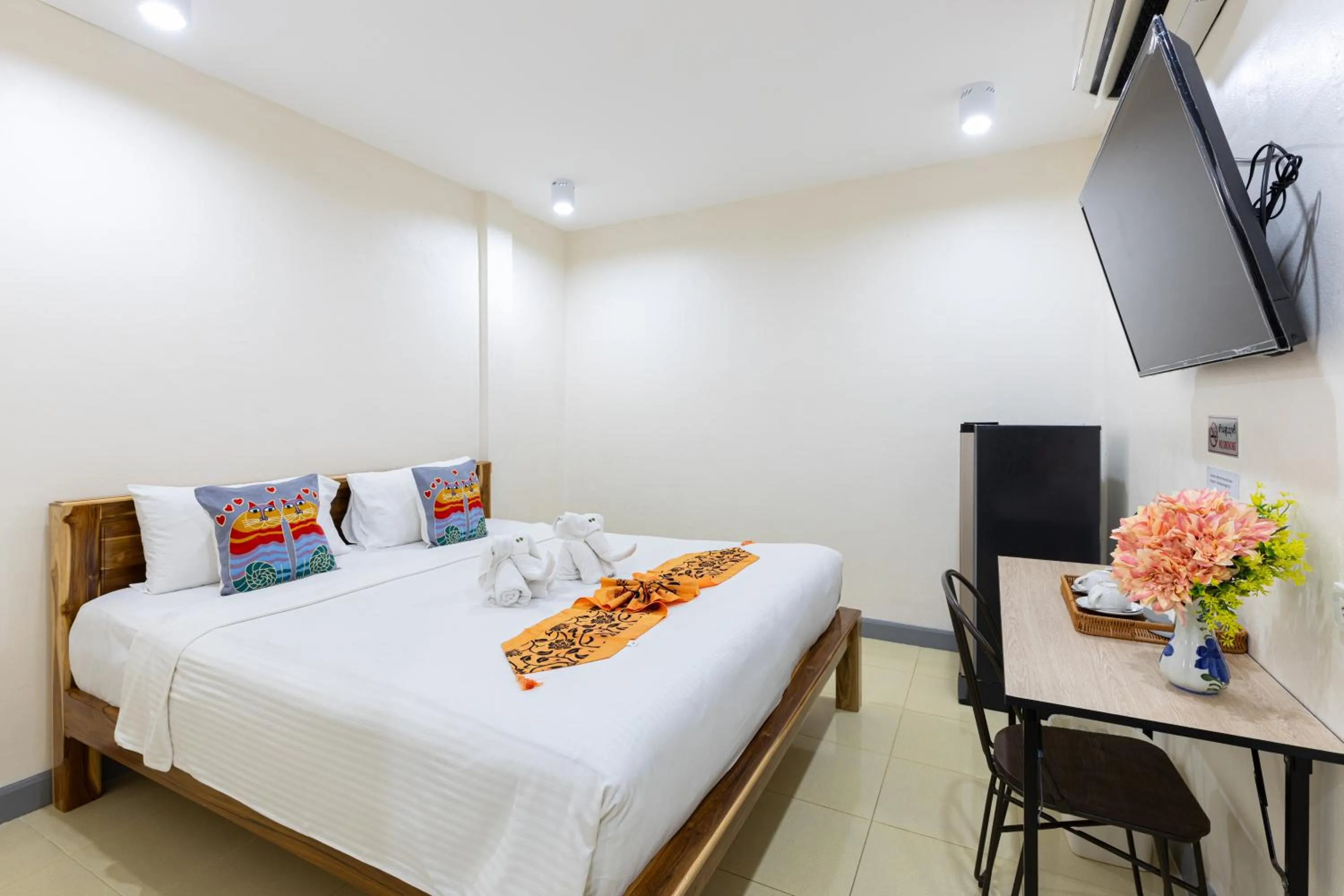 Standard King Room in PMS Boutique Patong