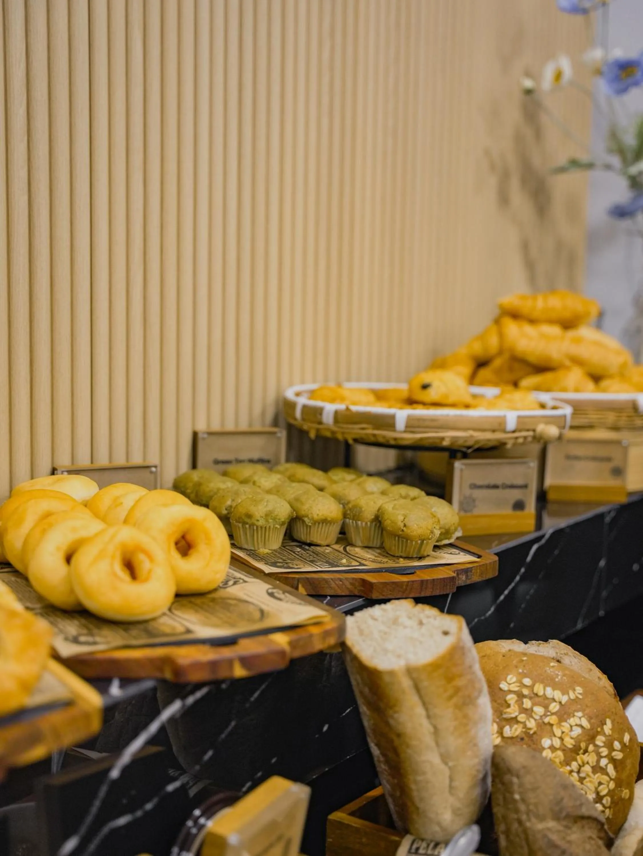 Food and drinks in Chalong Marina Bay View Phuket