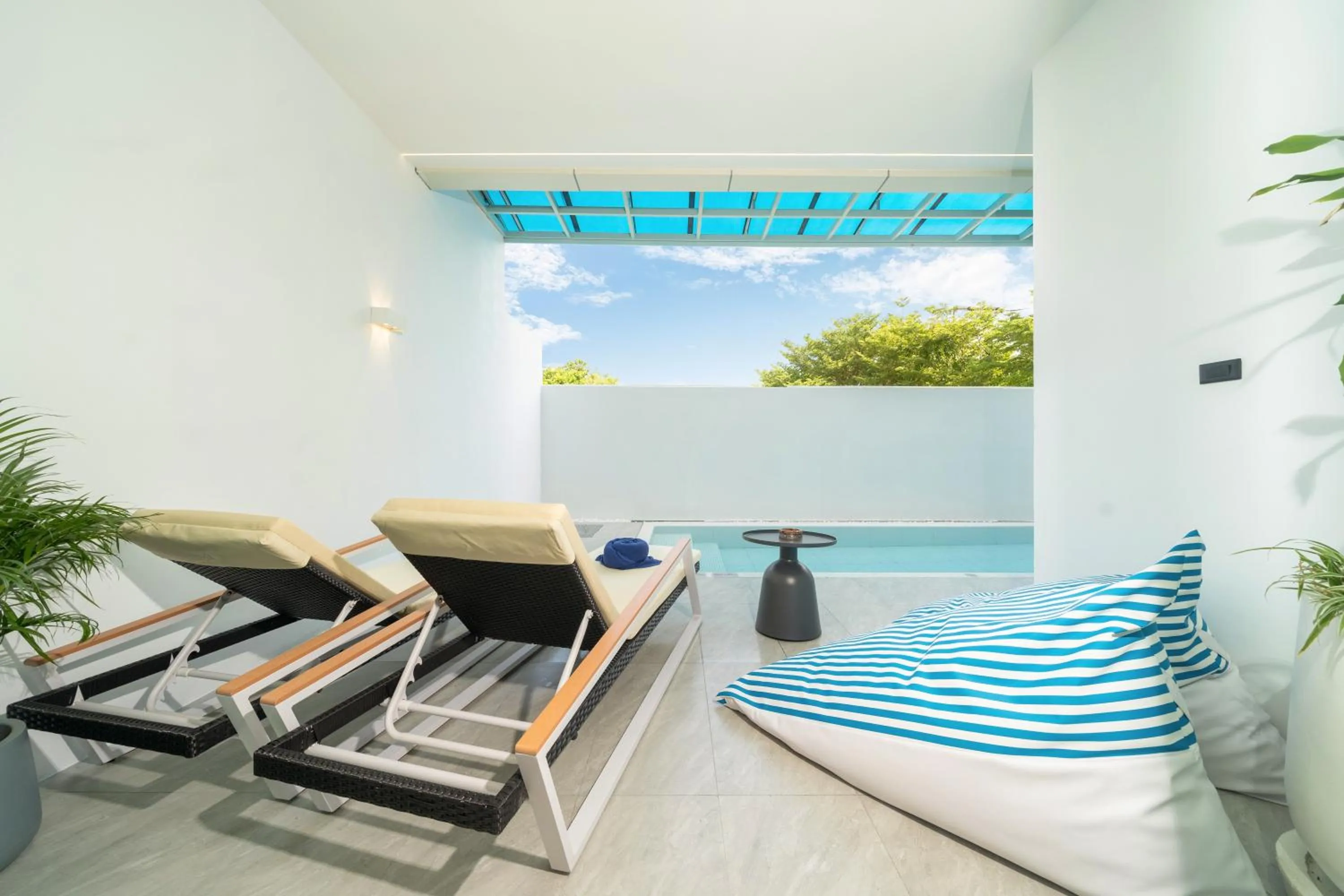 Living room in Chalong Marina Bay View Phuket