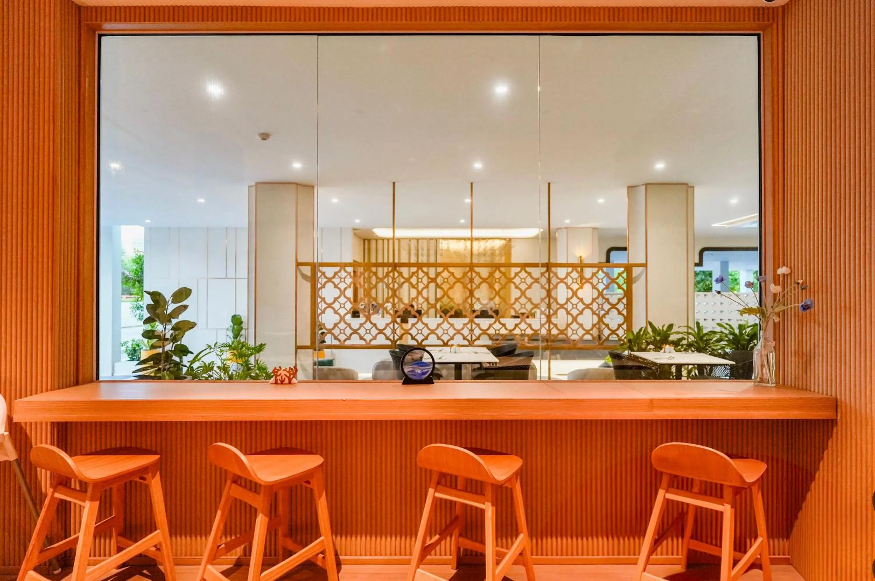 Restaurant/places to eat in Chalong Marina Bay View Phuket