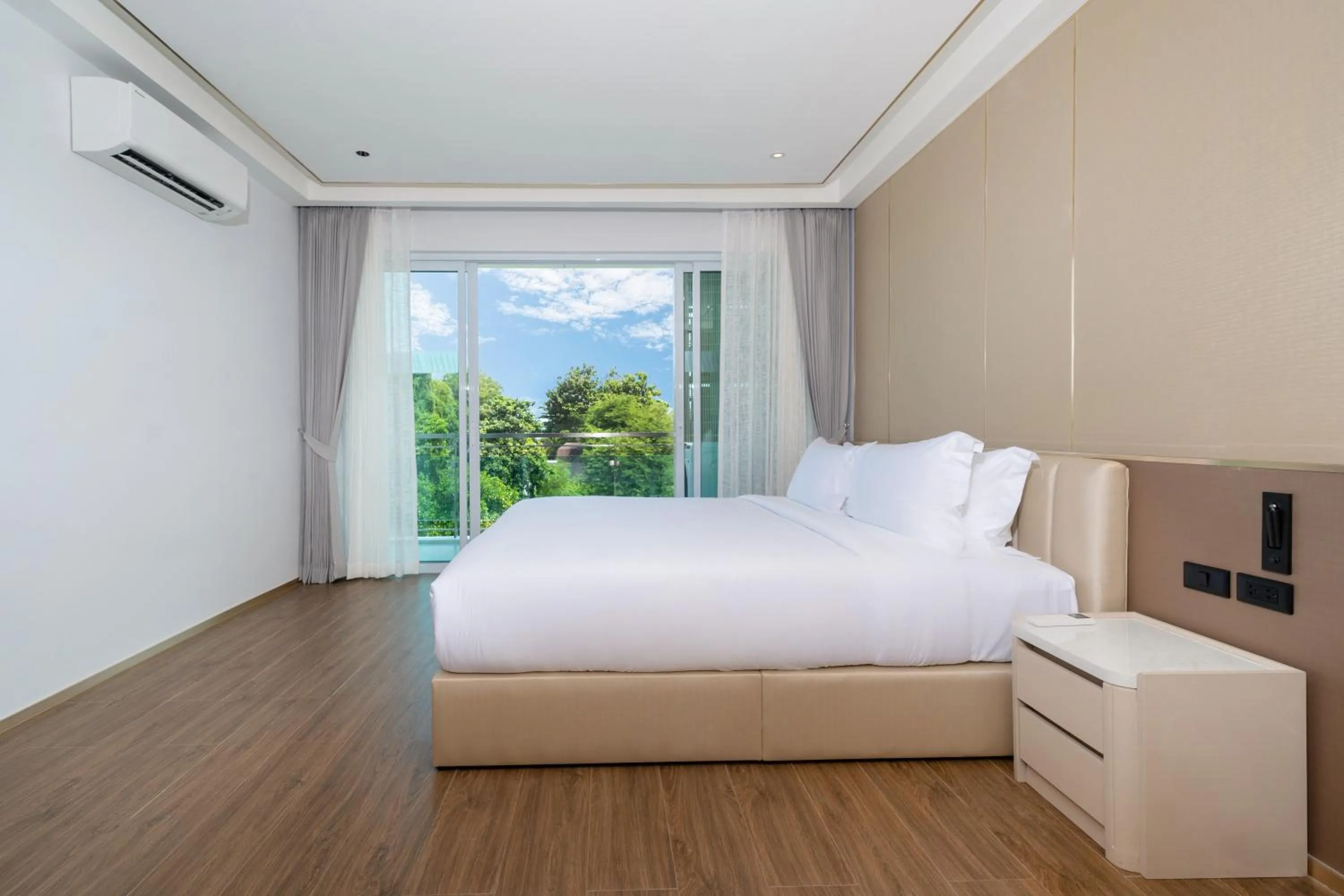 Bed in Chalong Marina Bay View Phuket