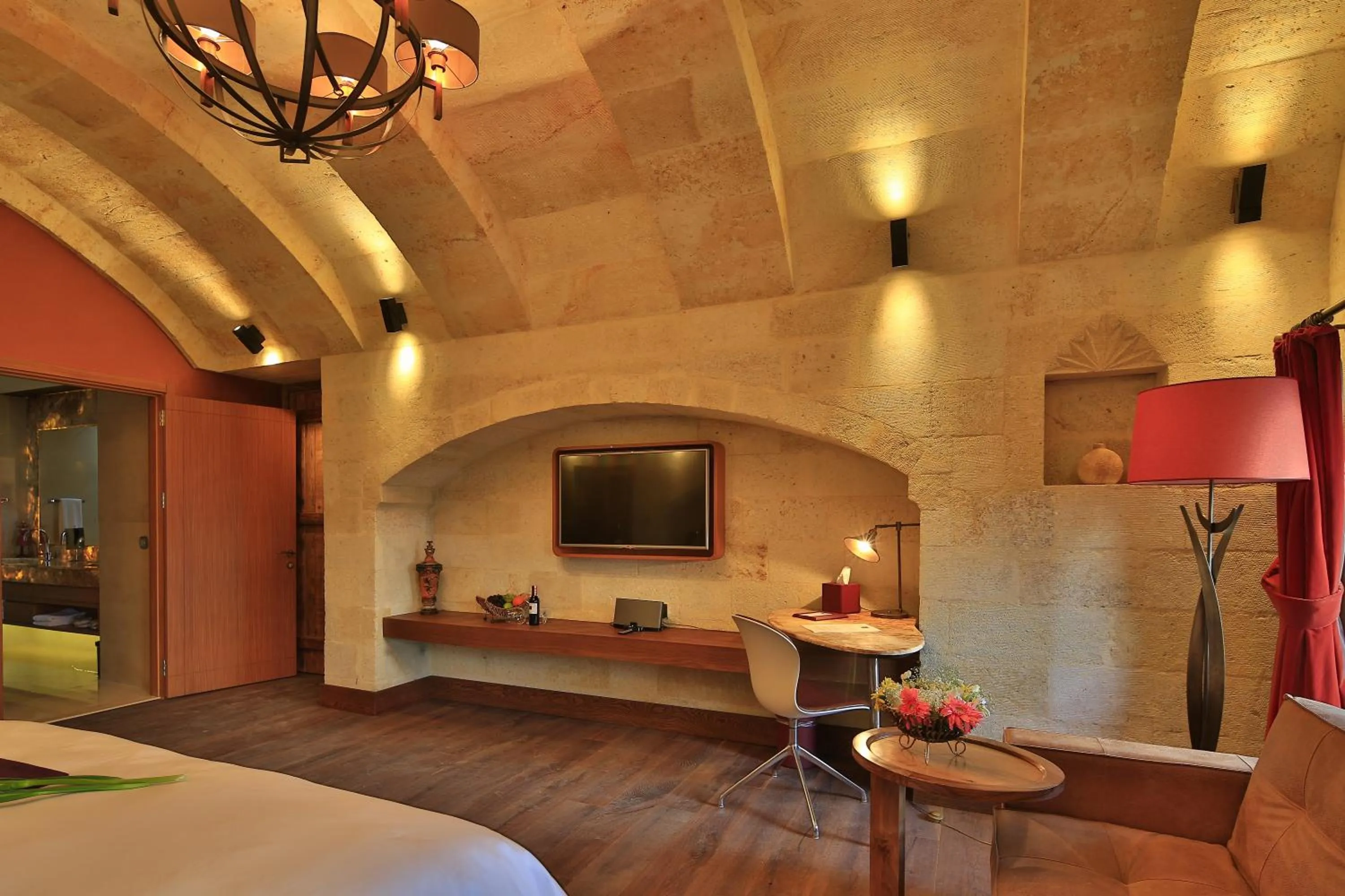TV and multimedia, Bed in Ariana Sustainable Luxury Lodge - Special Category - Cappadocia