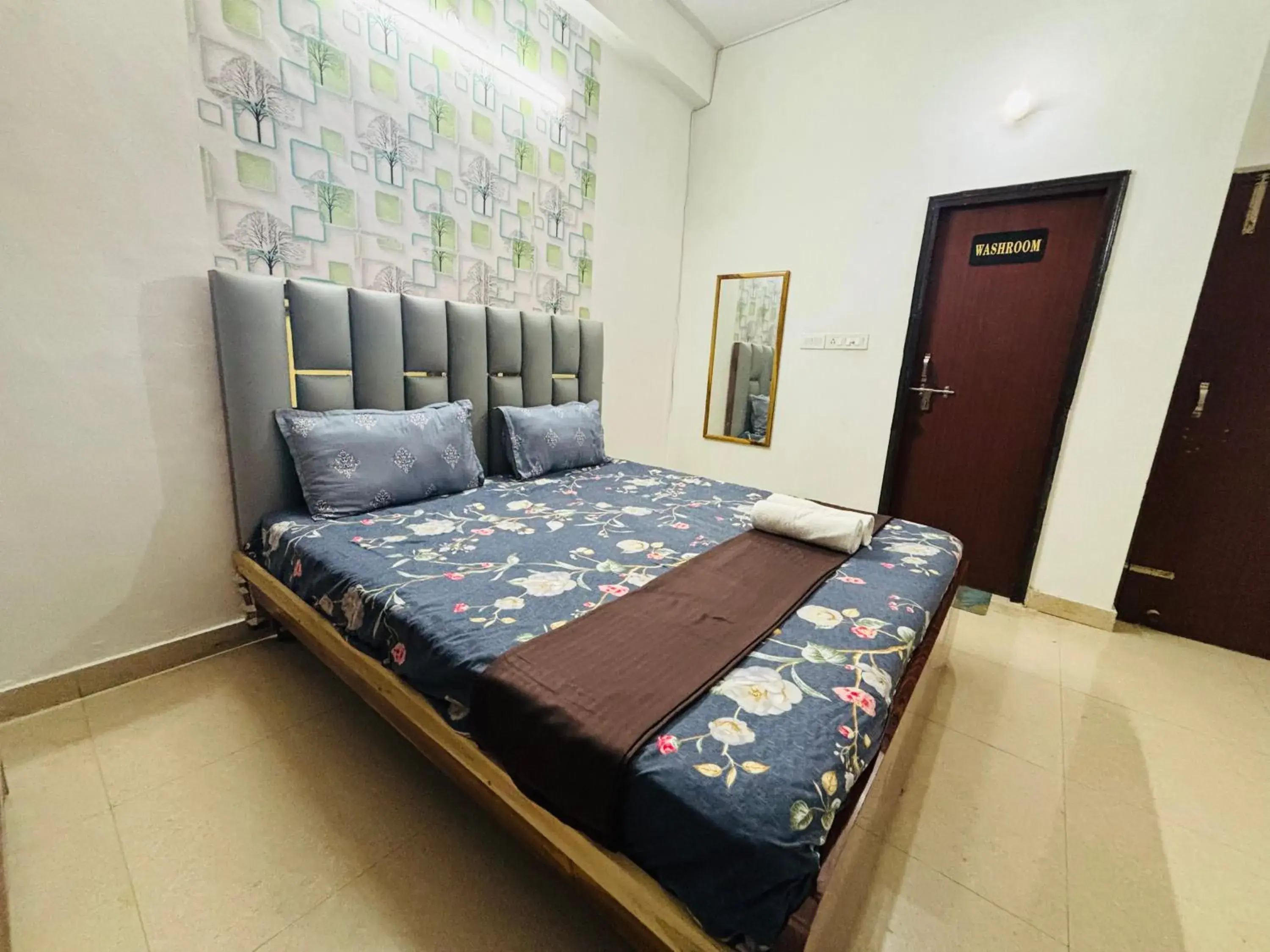 Bed in Akshay continental Bed in Akshay continental