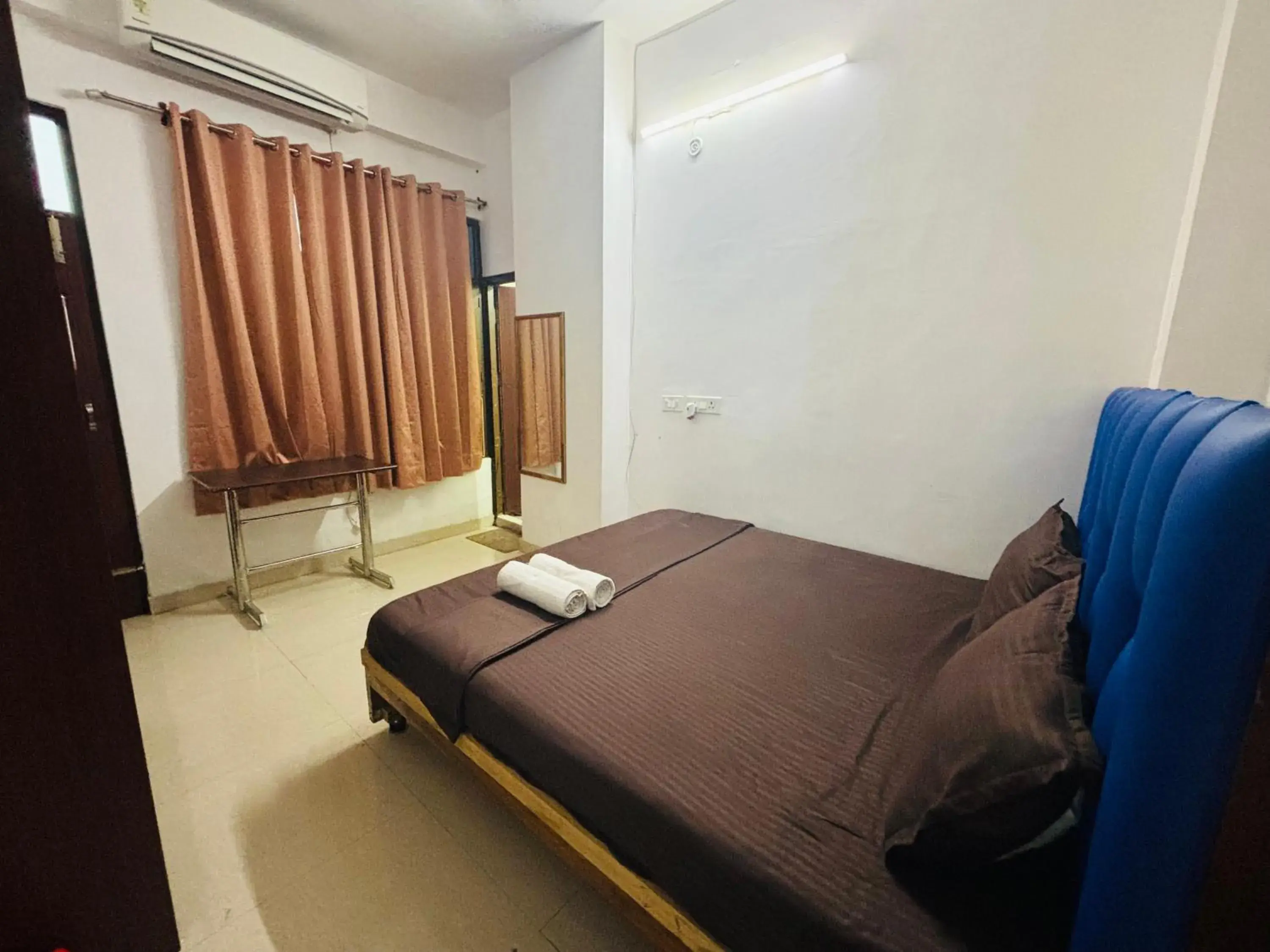 Bed in Akshay continental Bed in Akshay continental