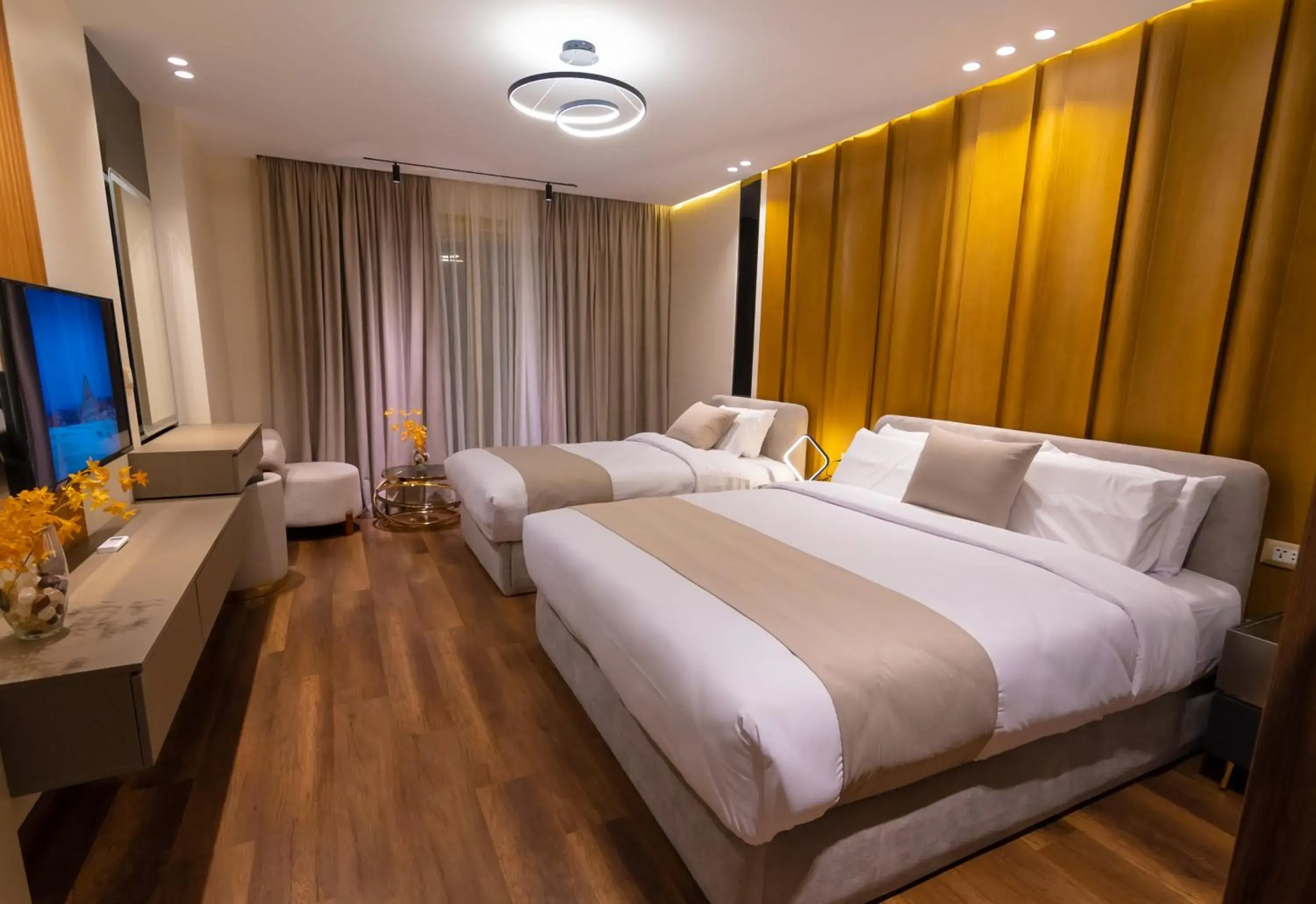 Deluxe Triple Room in Spire West Hotel Deluxe Triple Room in Spire West Hotel