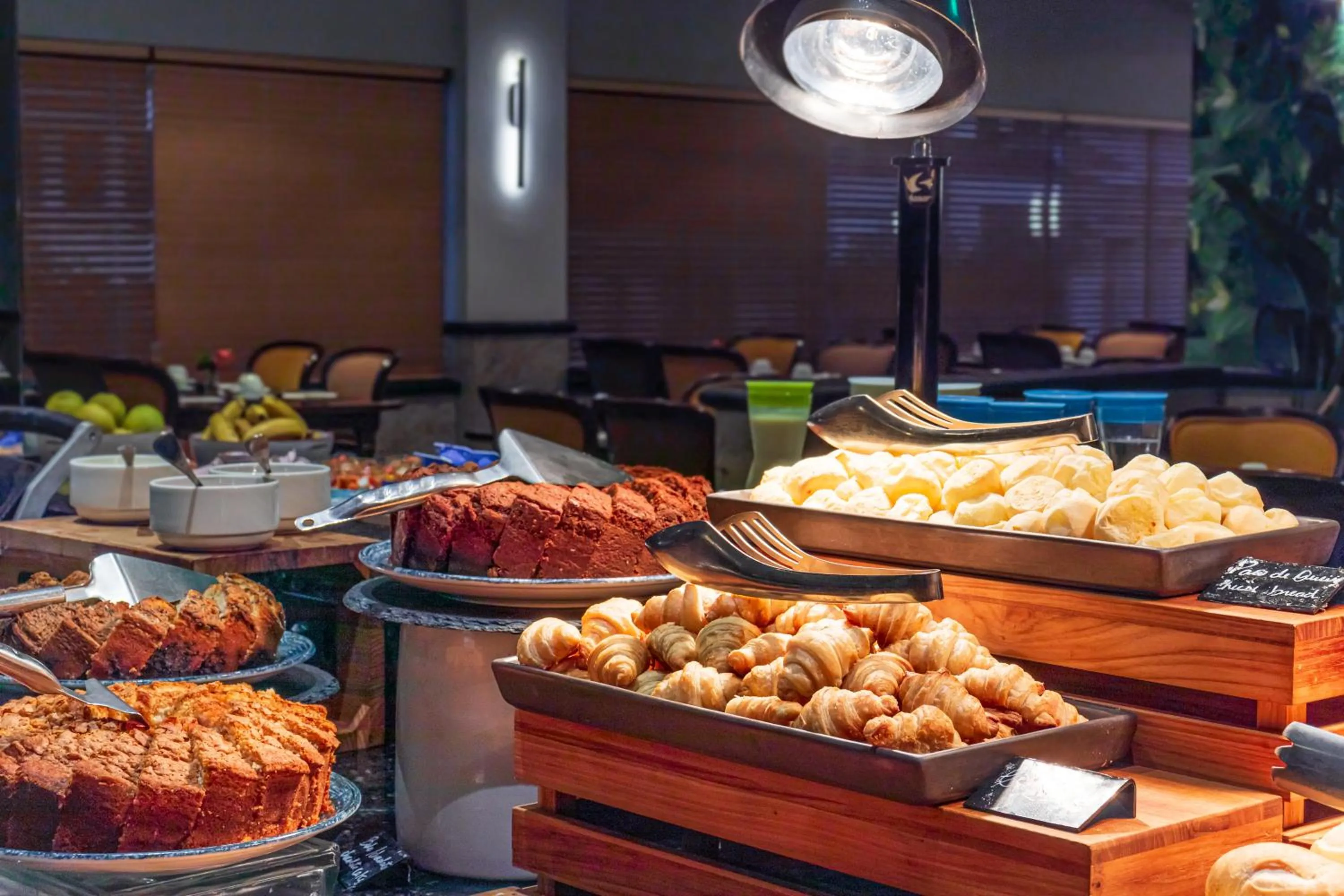 Food and drinks in Parque Balneário Hotel Santos by Castelo Itaipava