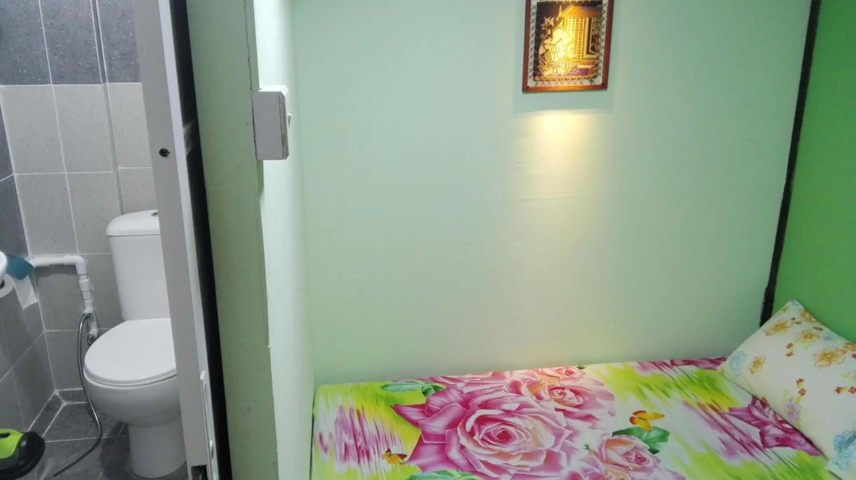 Double Room - single occupancy in Shannkalay Hostel Double Room - single occupancy in Shannkalay Hostel