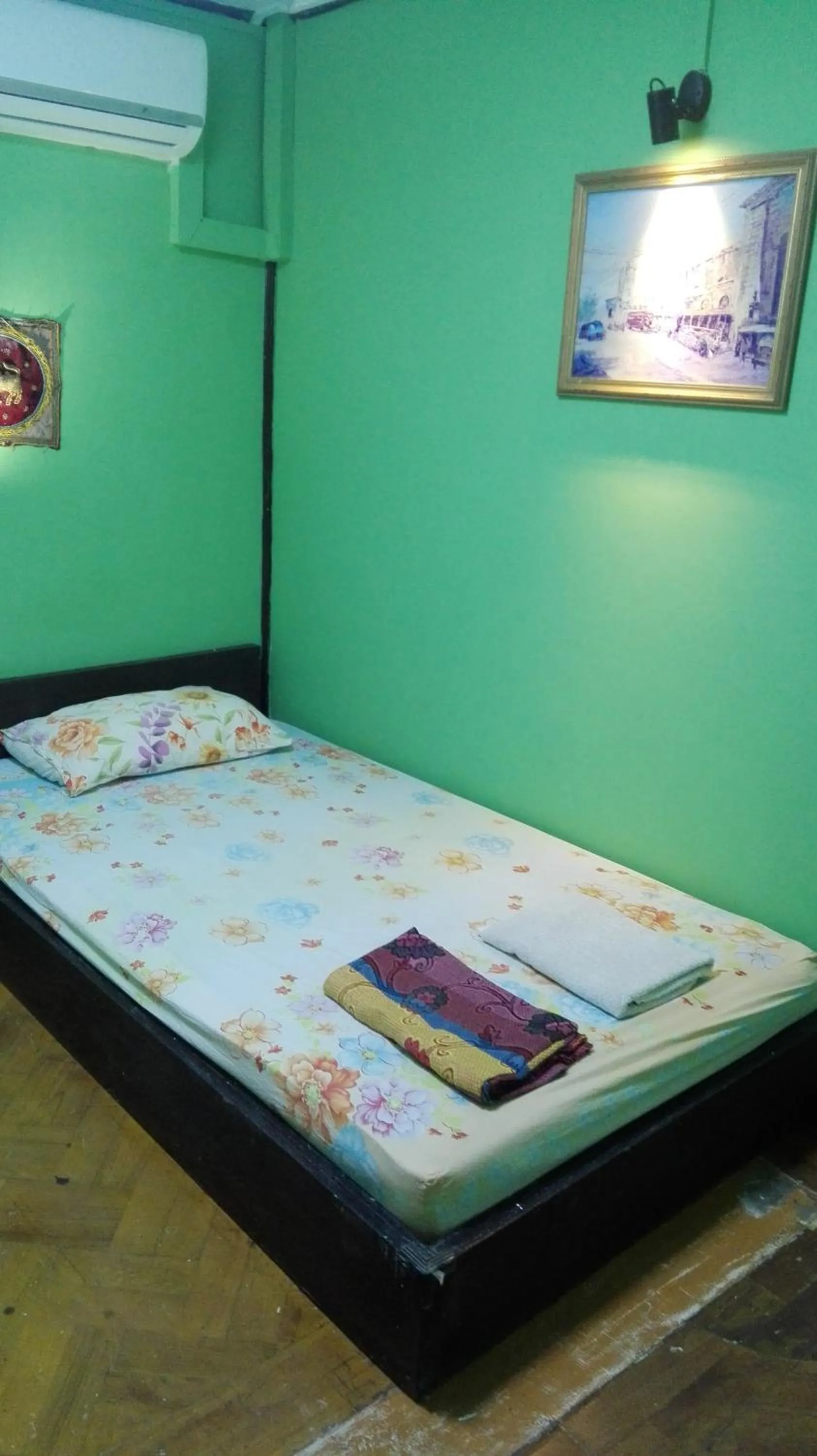 Bedroom, Bed in Shannkalay Hostel