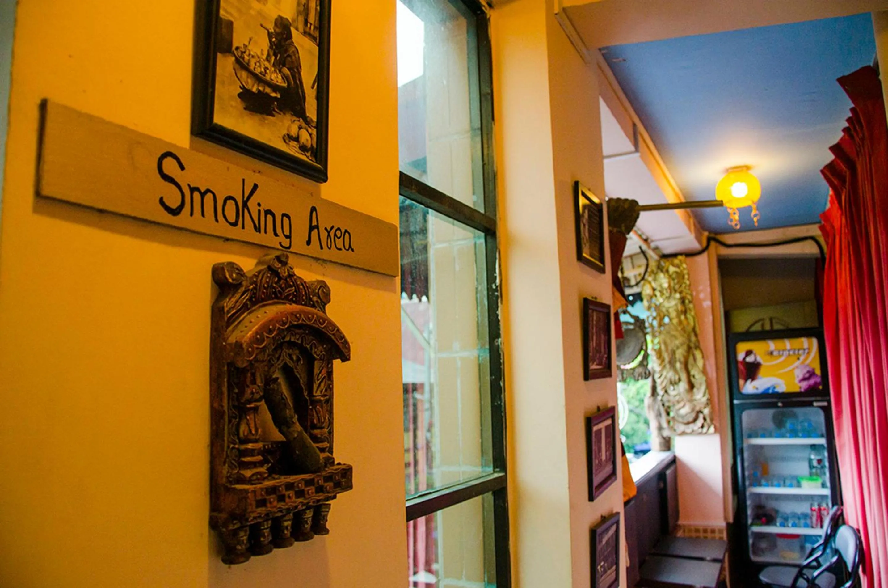 Balcony/Terrace in Shannkalay Hostel