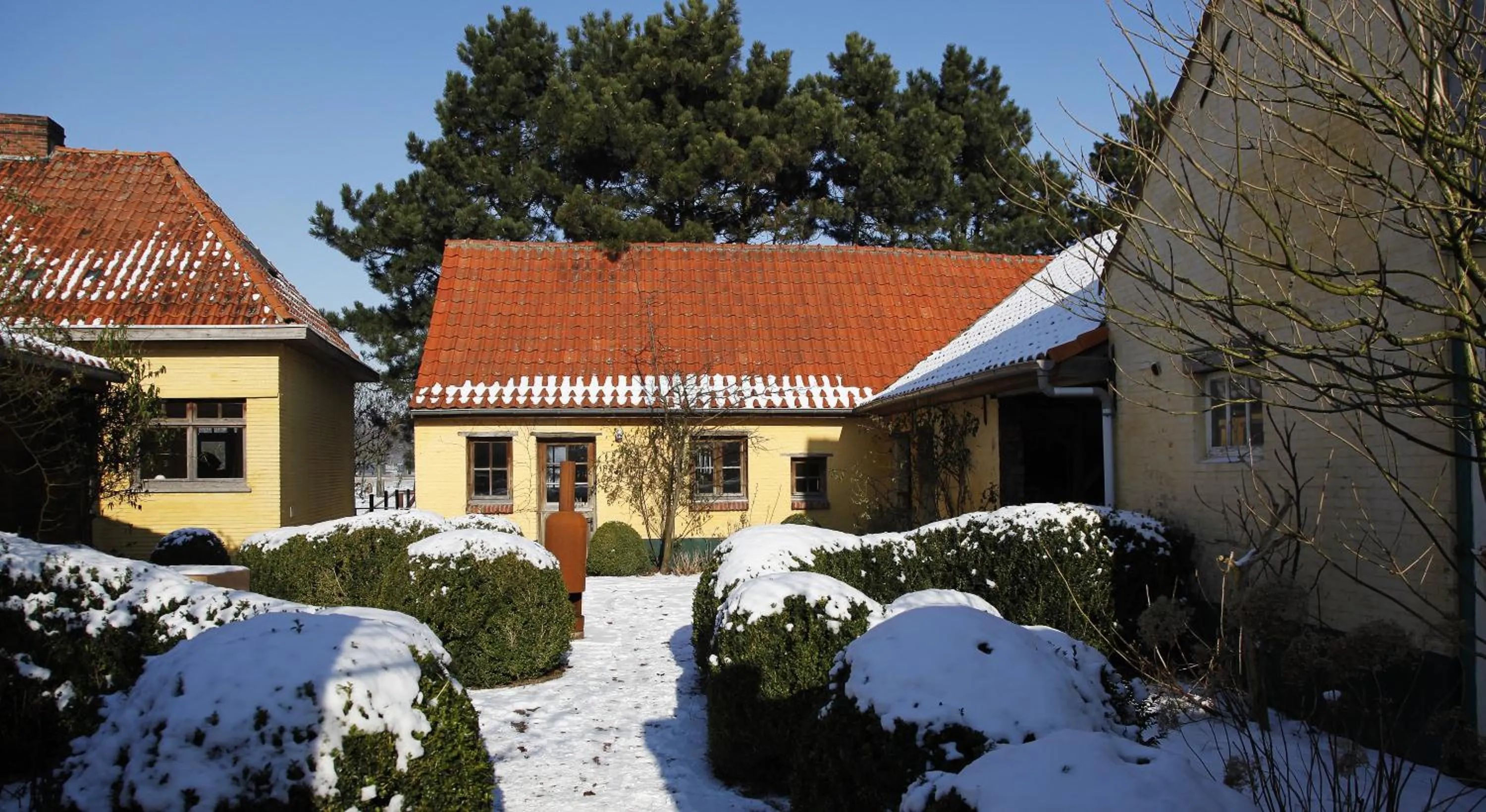 Facade/entrance in De Sneppelhoeve