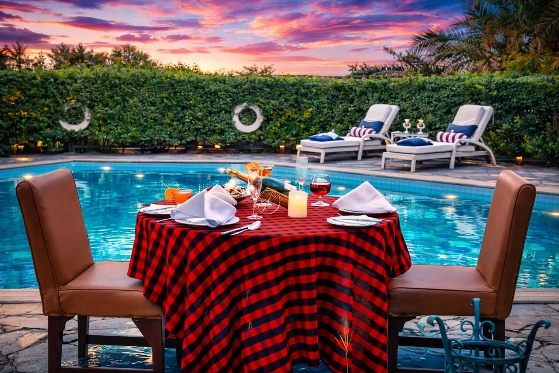 Swimming pool in Muthu Mara River Lodge