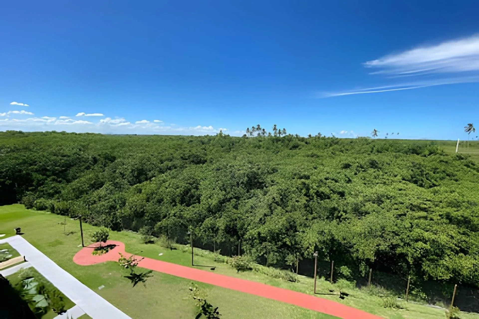 Lake view in Flat Resort Muro Alto
