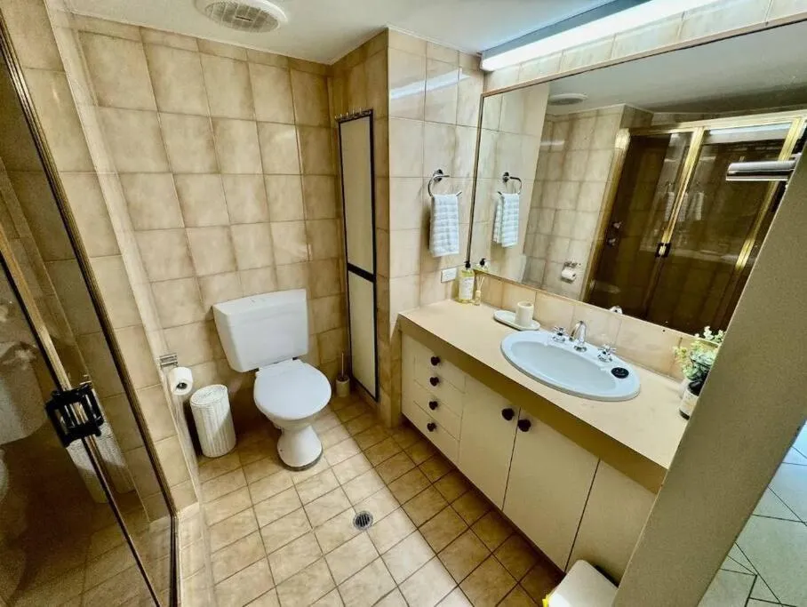 Downtown Delight 2BR Getaway with Pool