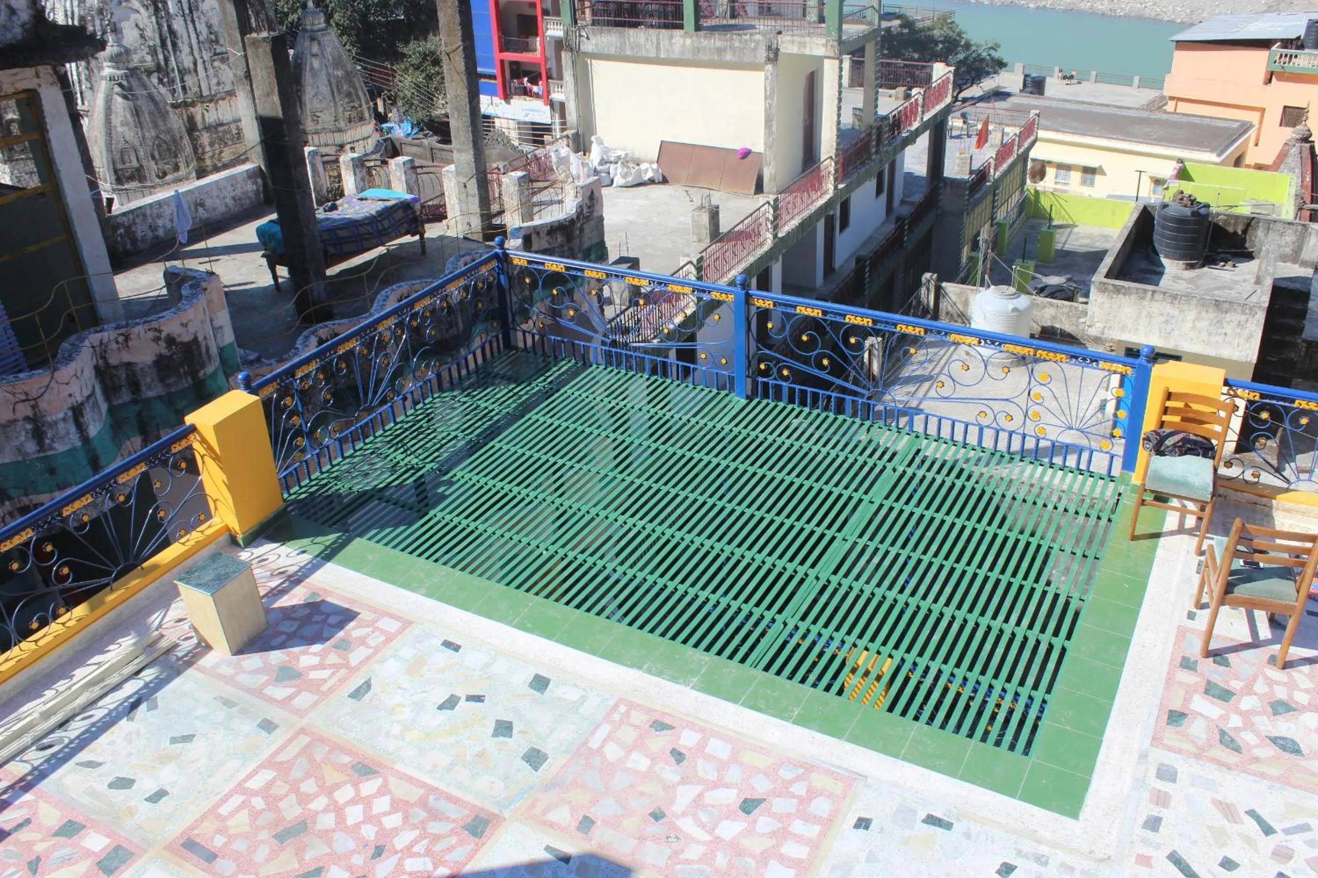 Balcony/Terrace in Hotel Golden Crown Laxman Jhula