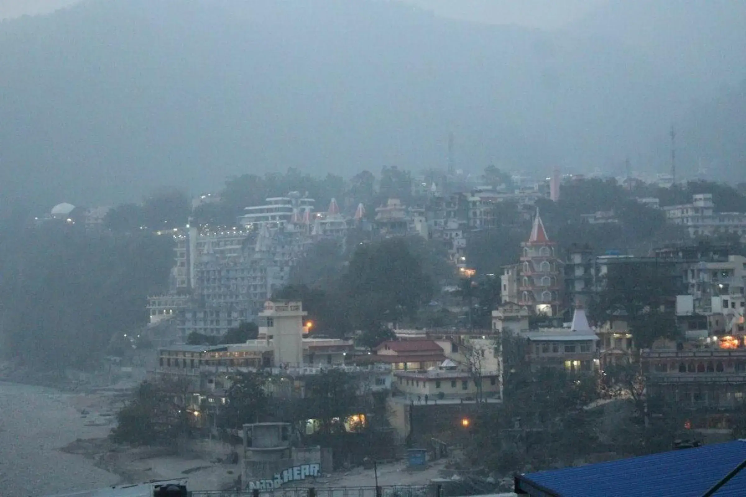 Mountain view in Hotel Golden Crown Laxman Jhula Mountain view in Hotel Golden Crown Laxman Jhula