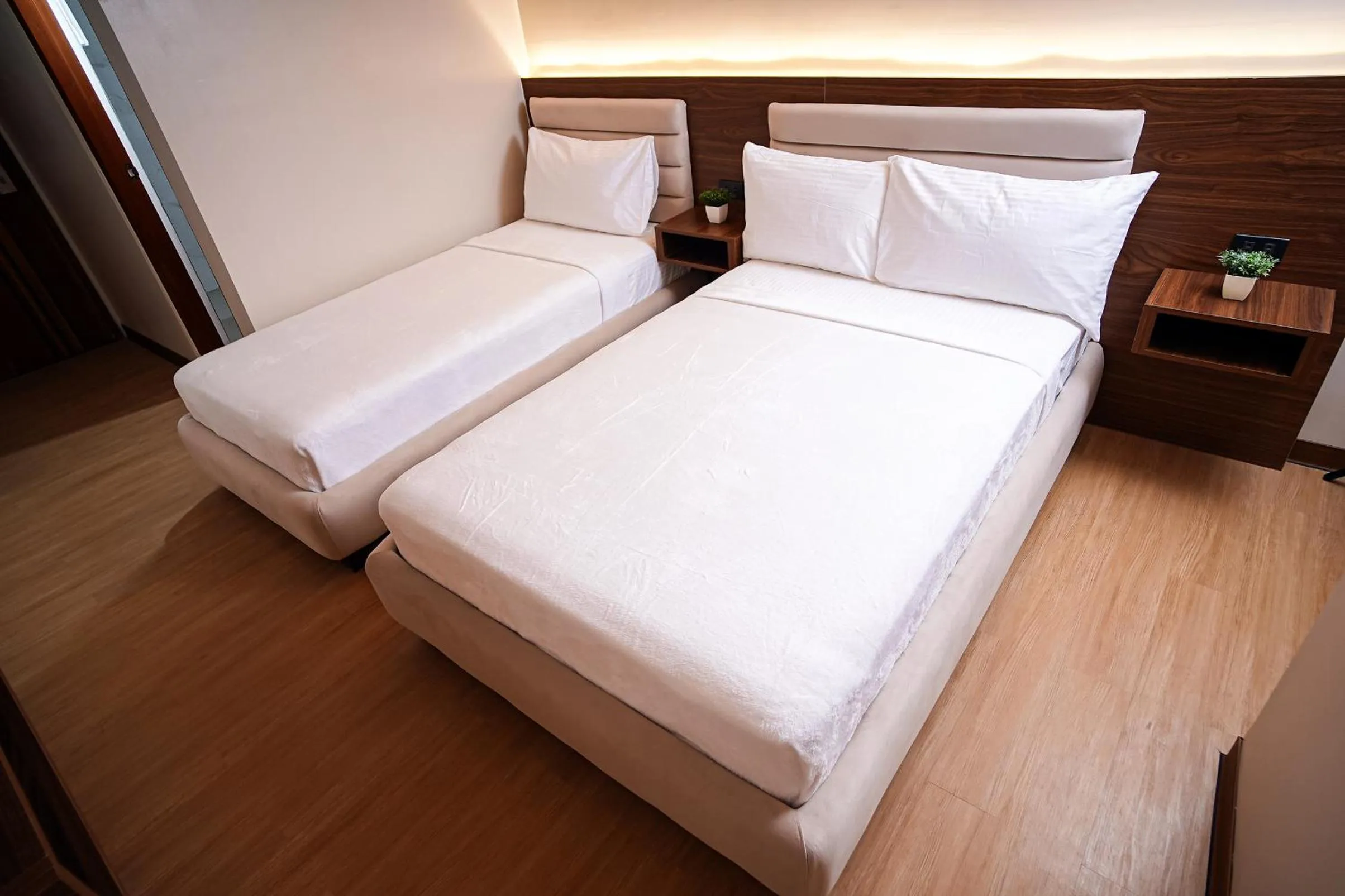 Bedroom, Bed in Gonzales Hotel