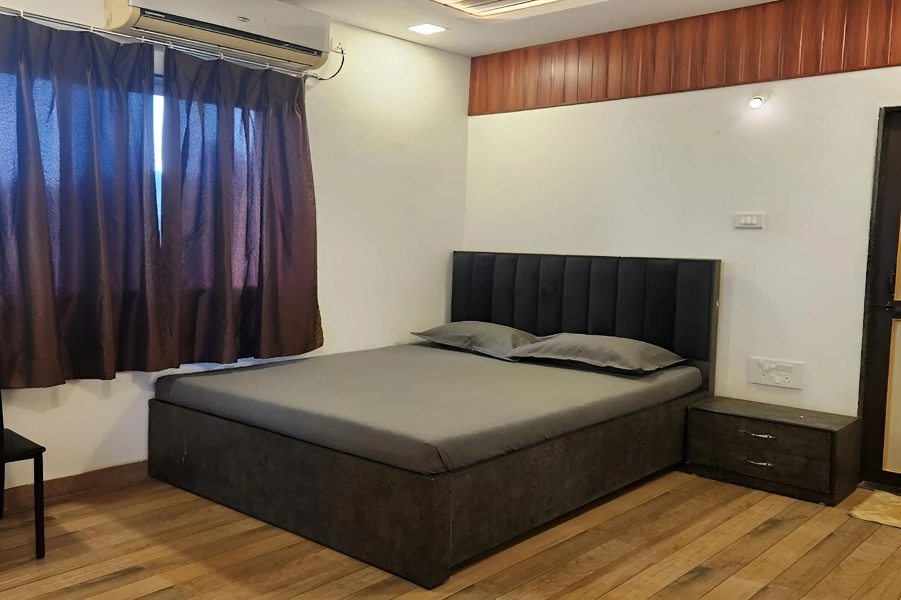 Bed in Saubhagya Villa