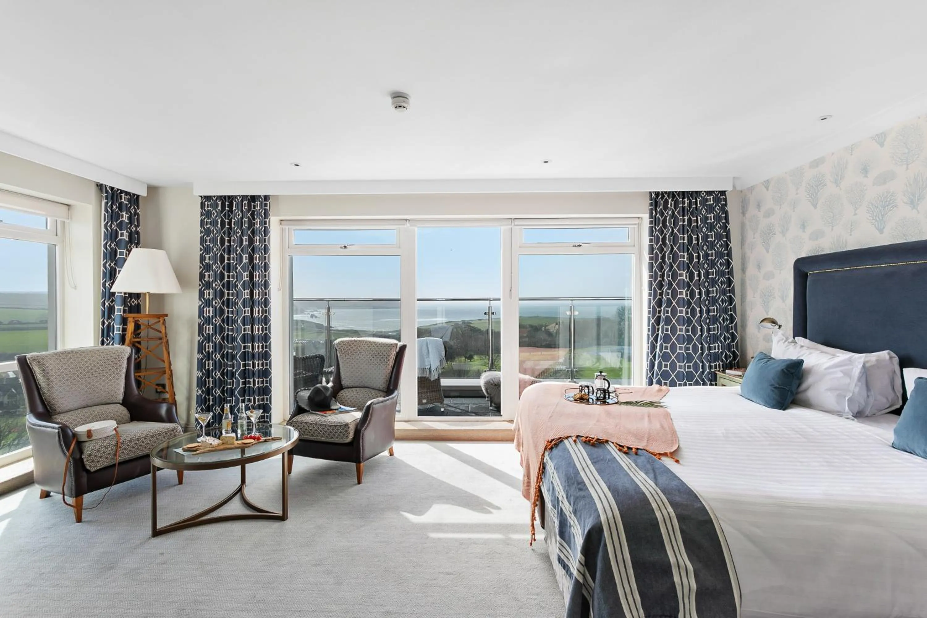 Bedroom, Bed in Thurlestone Hotel