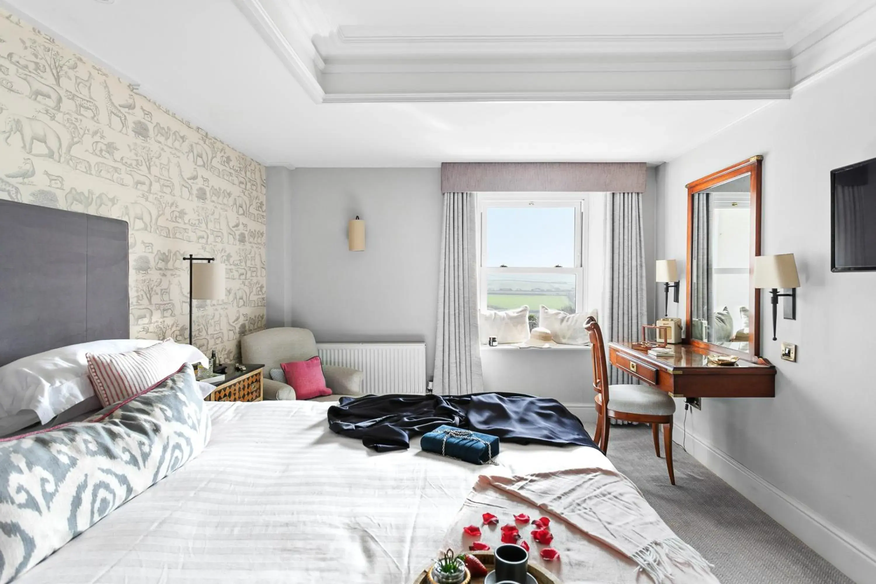 Suite with Sea View - single occupancy in Thurlestone Hotel Suite with Sea View - single occupancy in Thurlestone Hotel