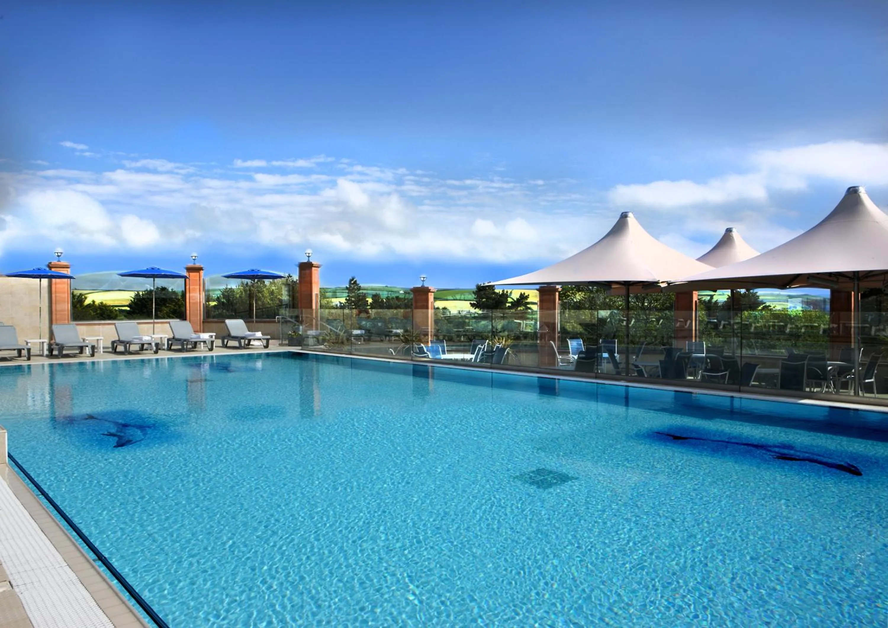 Swimming pool in Thurlestone Hotel