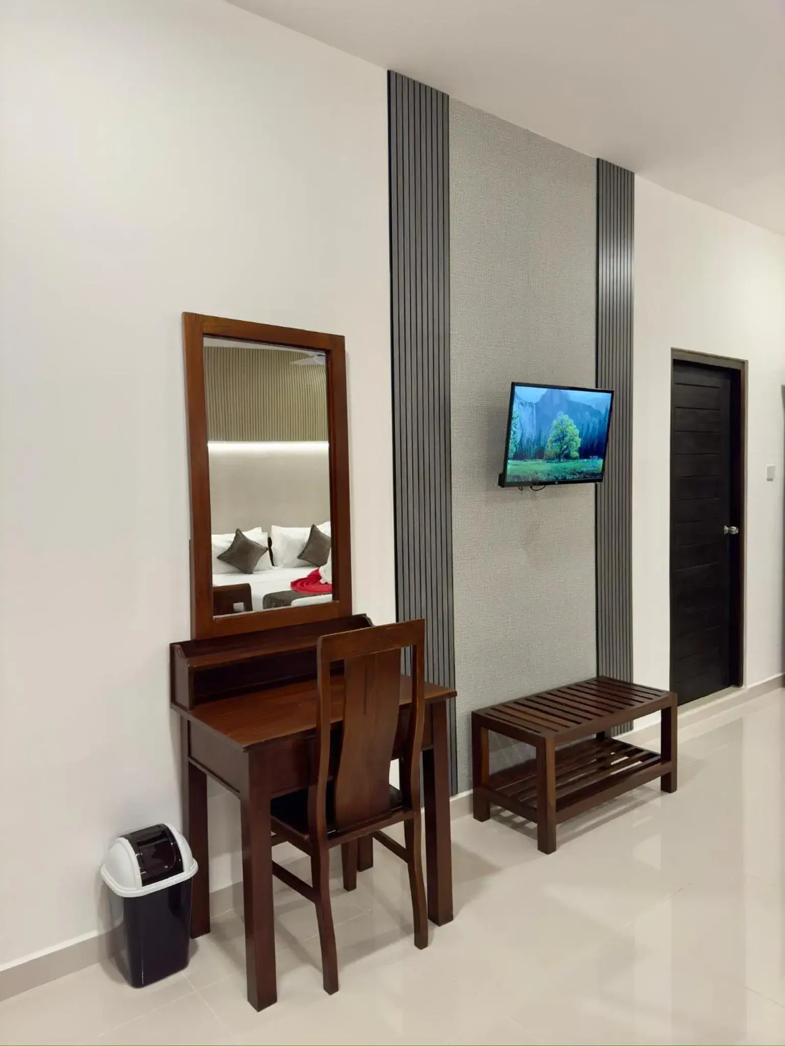 Deluxe Room - single occupancy in Sevonra Beach Resort Deluxe Room - single occupancy in Sevonra Beach Resort