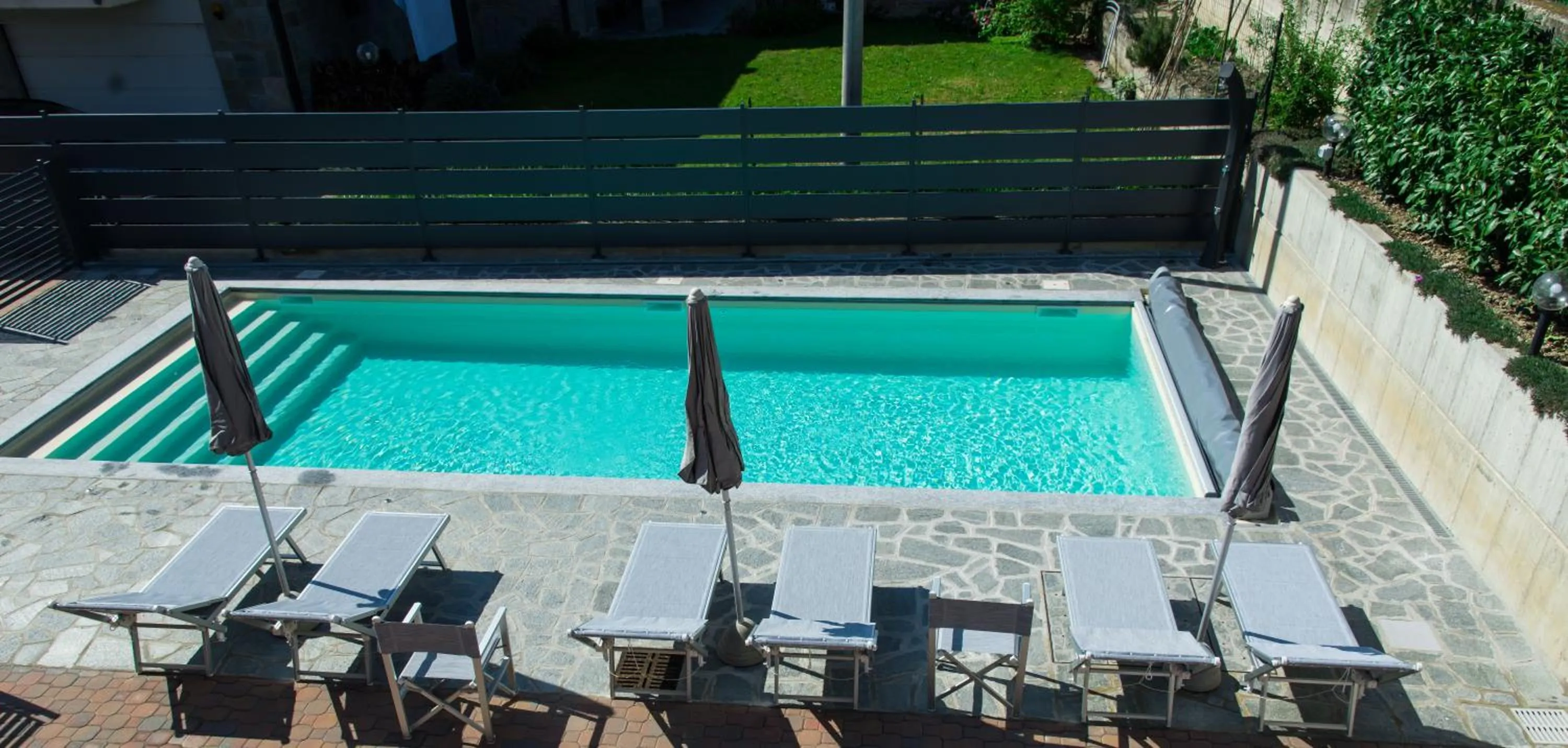 Swimming pool in B&B Marzia