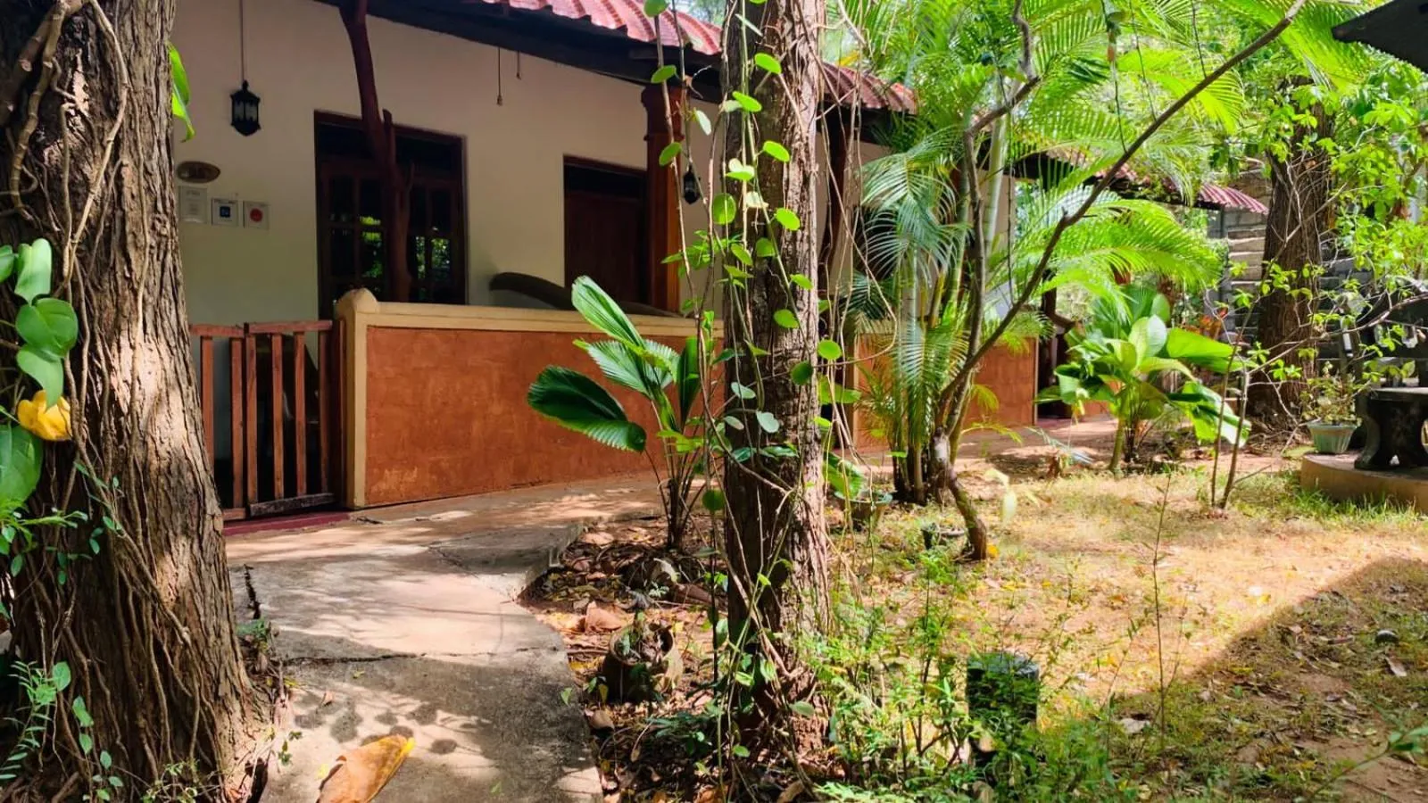 Property building in Sisira Natural Lodge - Sigiriya