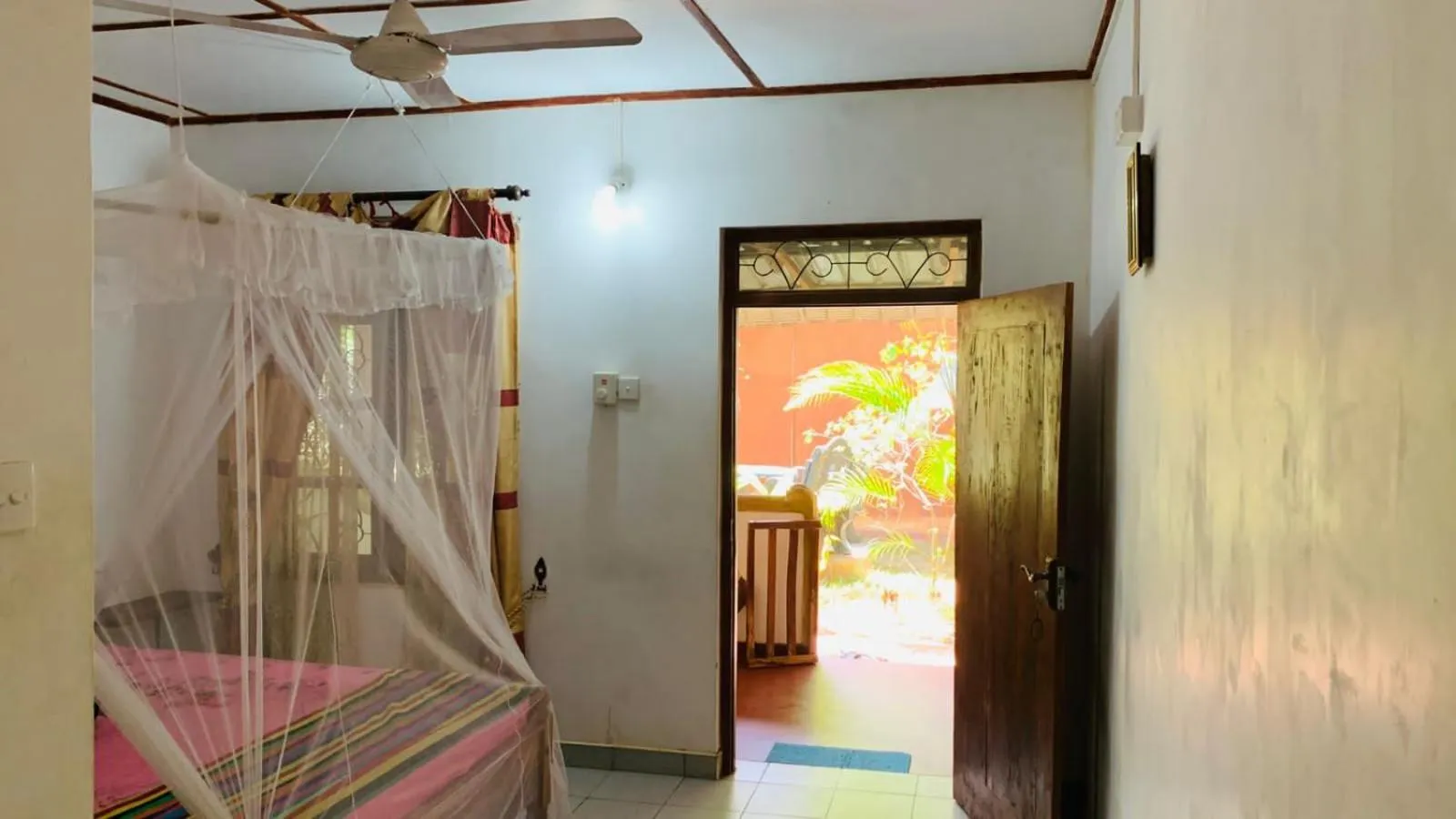 View (from property/room), Bed in Sisira Natural Lodge - Sigiriya