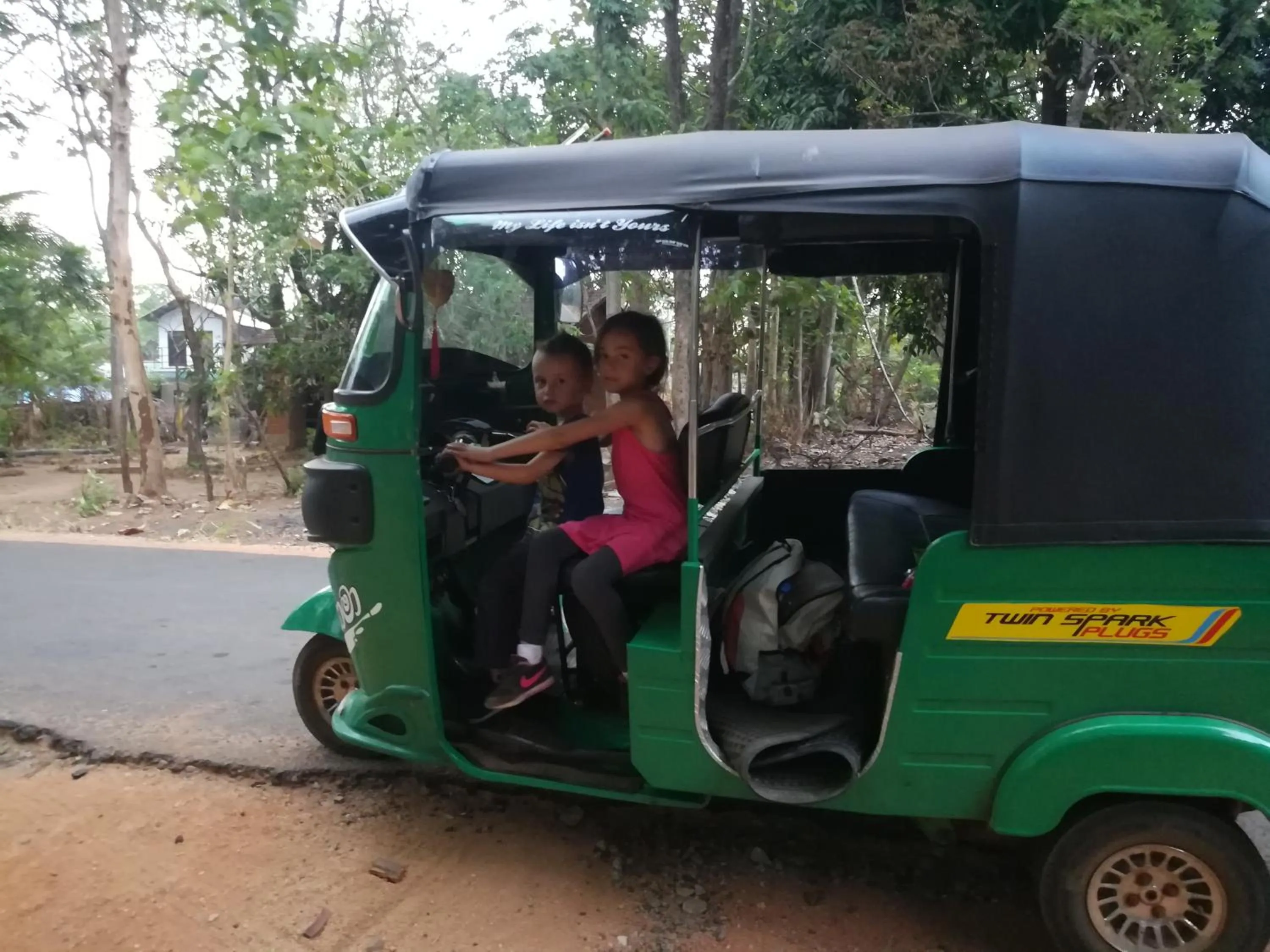 children in Sisira Natural Lodge - Sigiriya