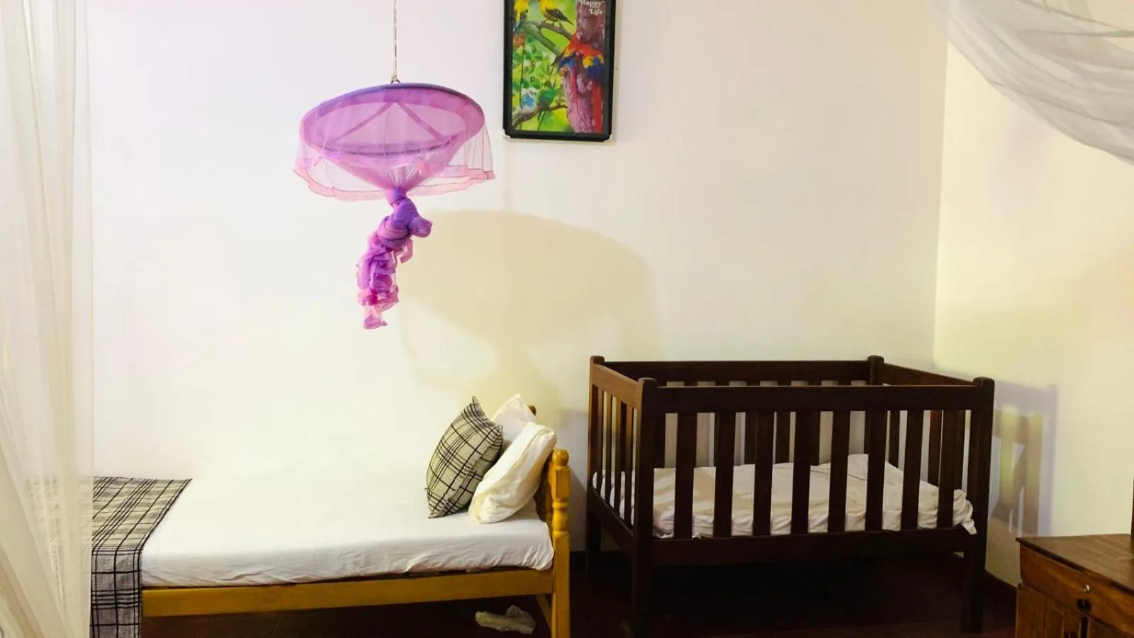 cot, Bed in Sisira Natural Lodge - Sigiriya