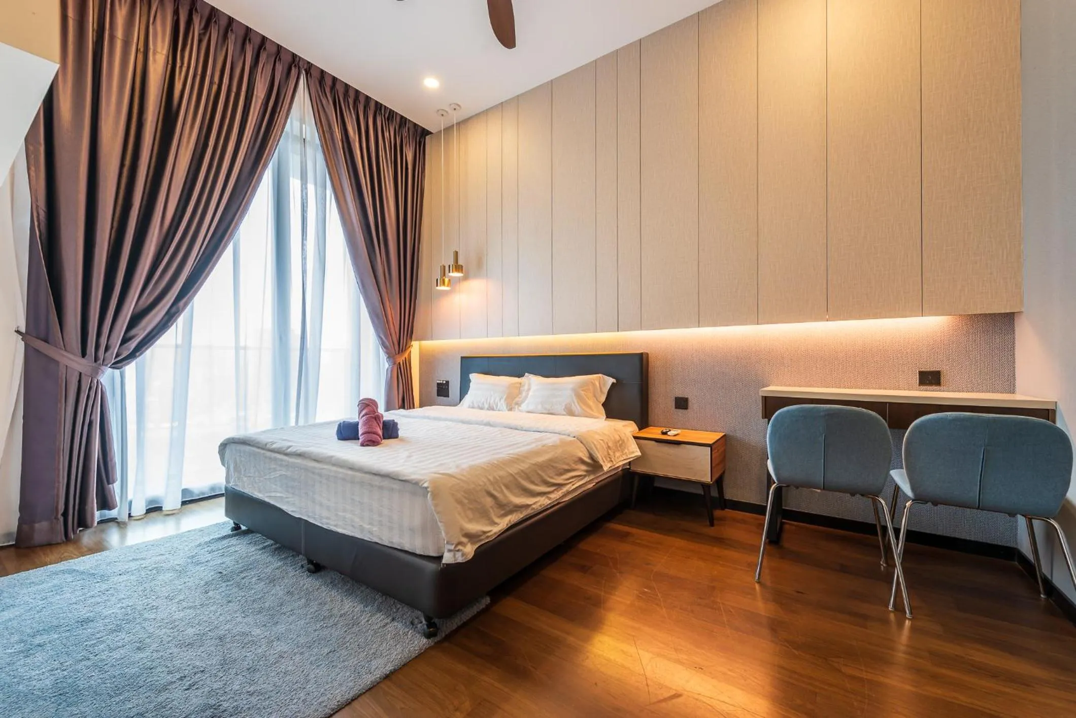 Three-Bedroom Apartment with View in Opus Residences by Centurypro