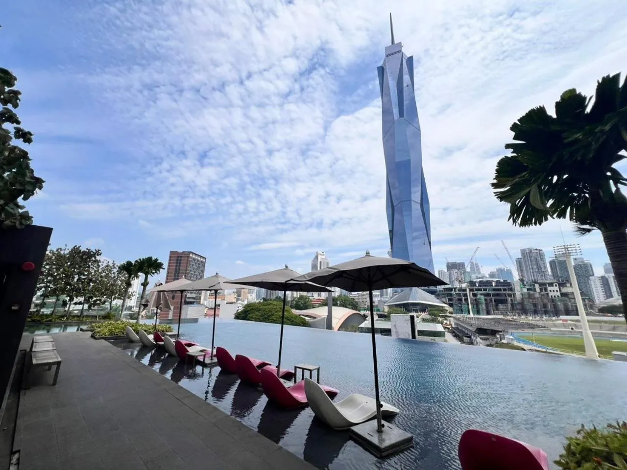 Swimming pool in Opus Residences by Centurypro