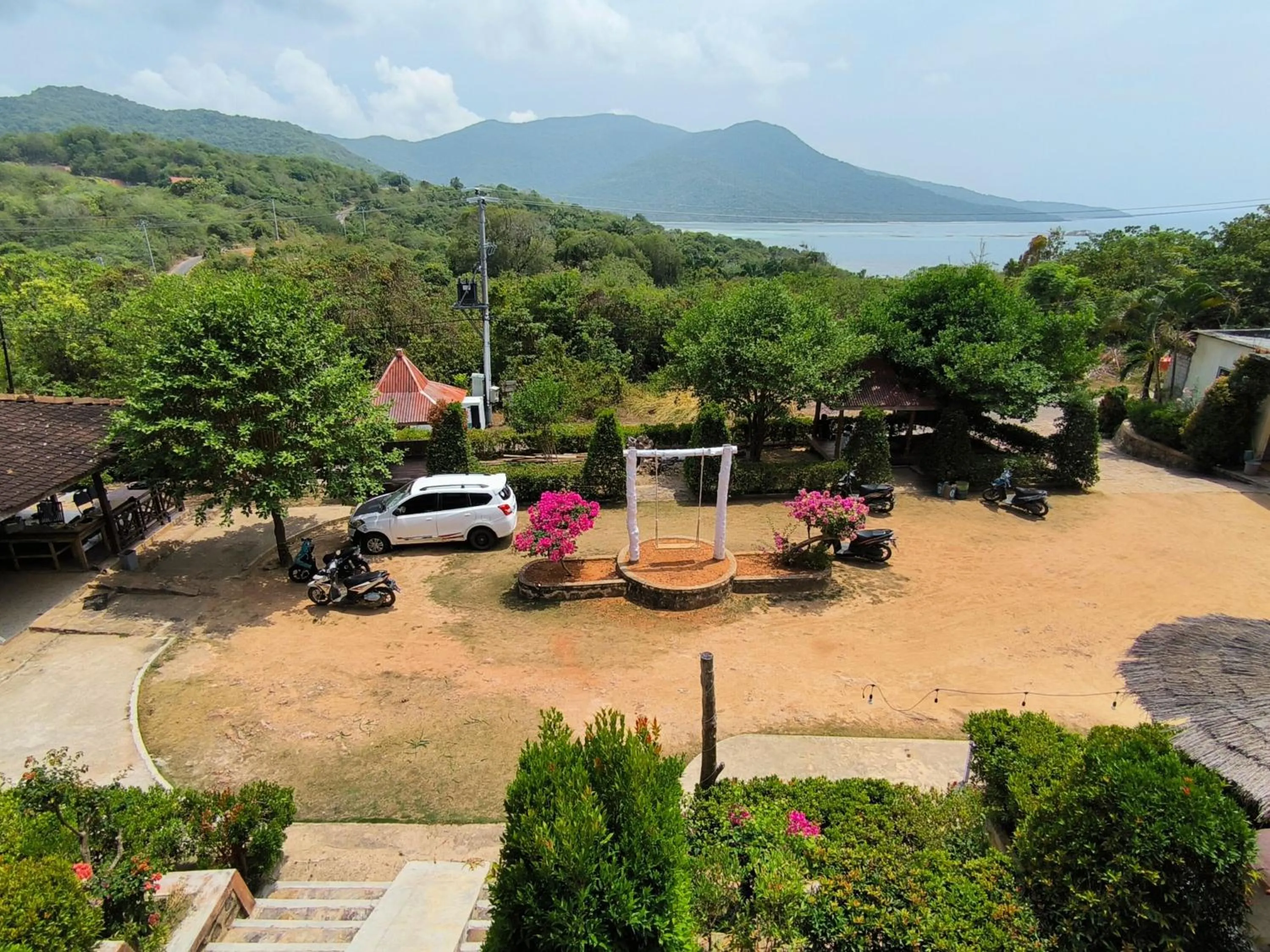 Sunrise Sea Hill Cottages