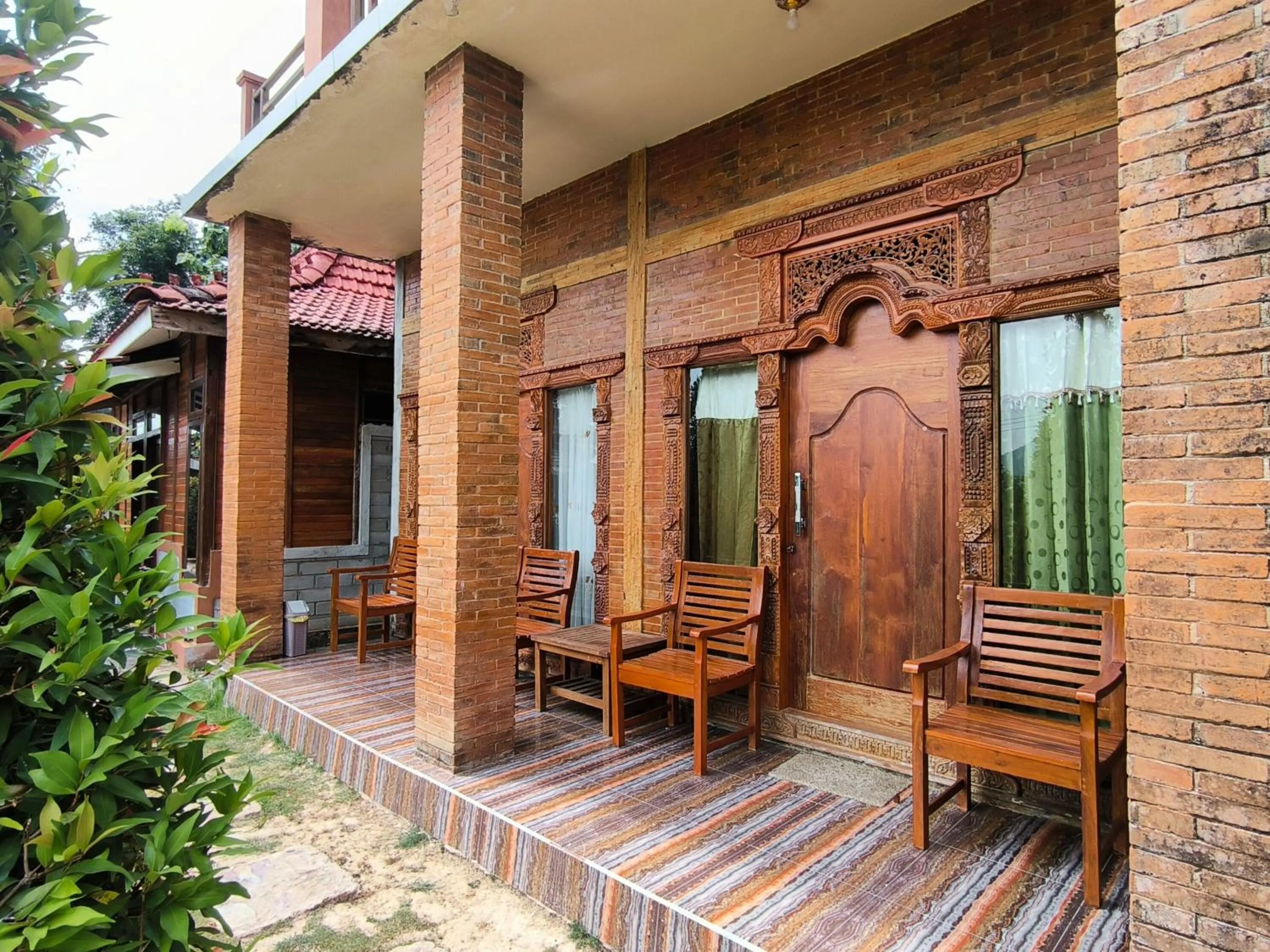 Sunrise Sea Hill Cottages