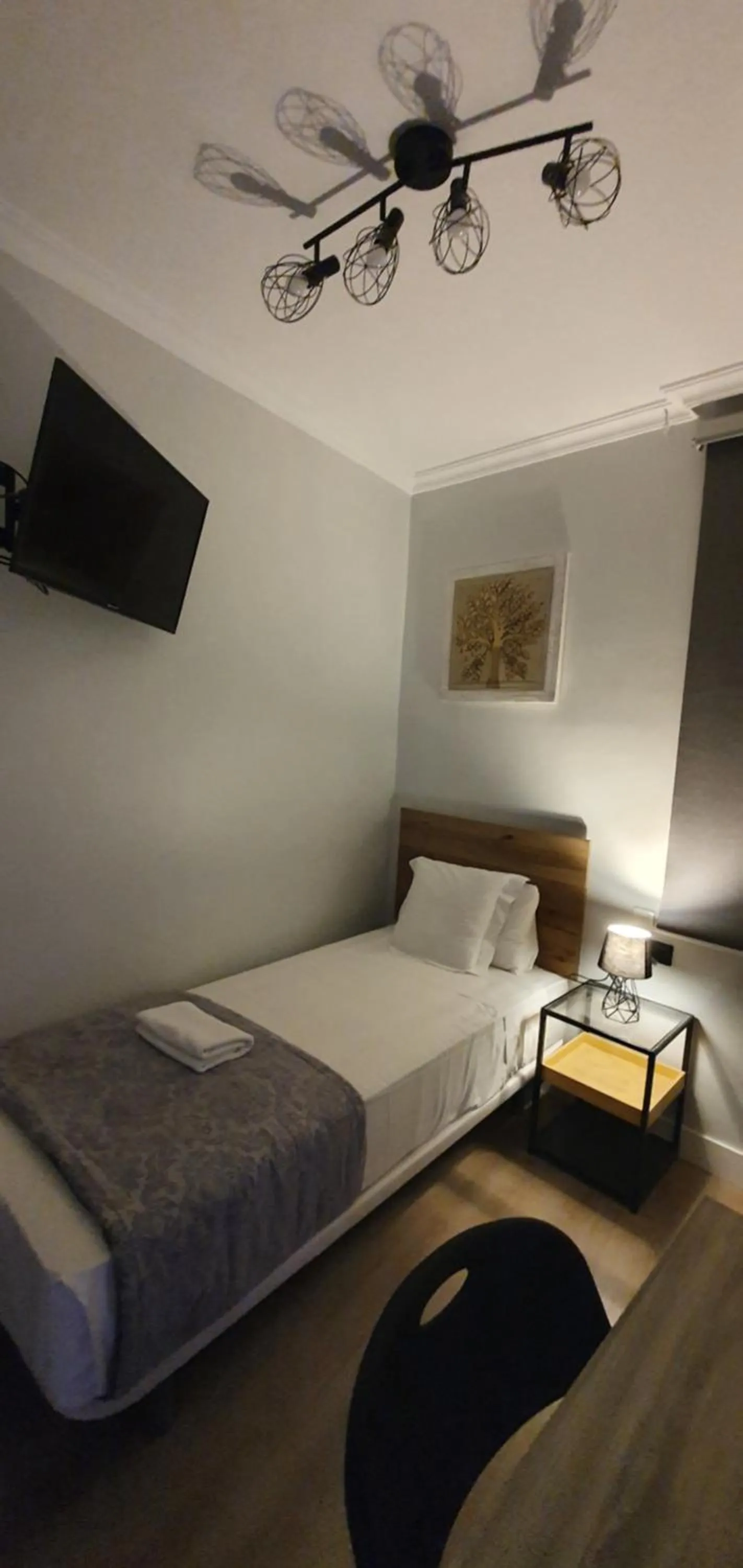 Bed in CH Otello Rooms I - Madrid