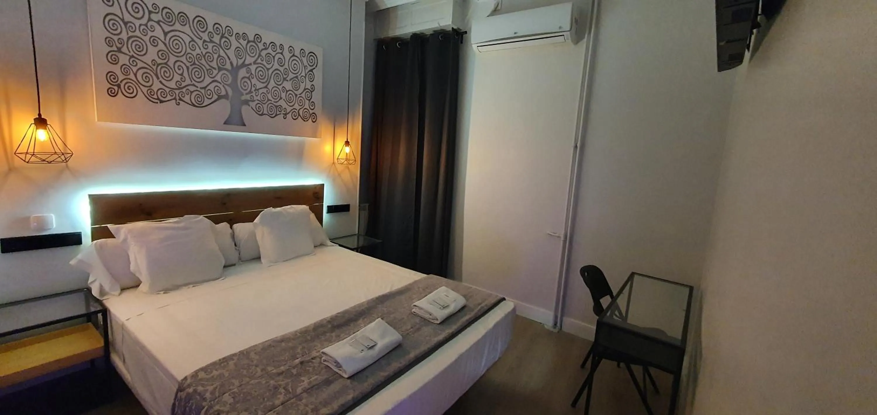 Bed in CH Otello Rooms I - Madrid